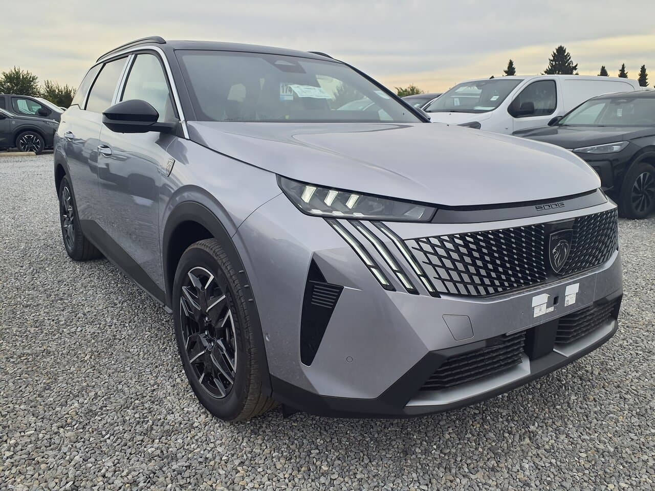 Peugeot 5008, photo 2 sur 21