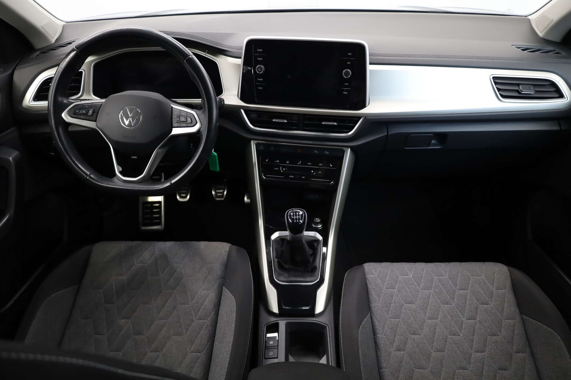 VOLKSWAGEN T-Roc, photo 6 sur 16