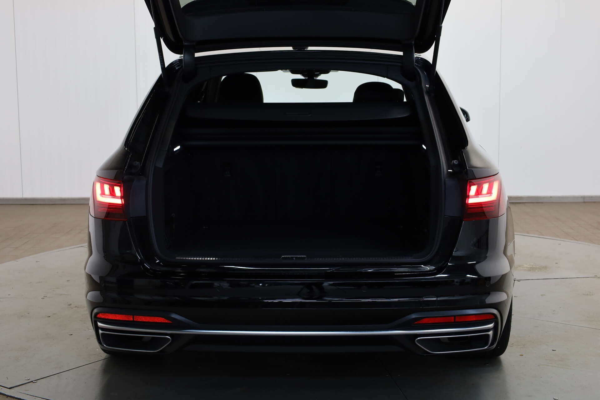 AUDI A4 Avant, photo 11 sur 17