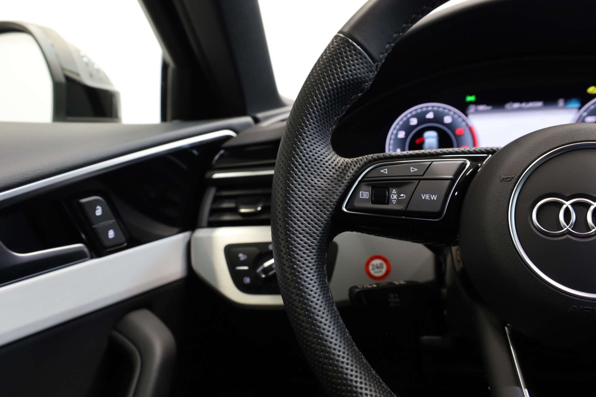 AUDI A4 Avant, photo 14 sur 17