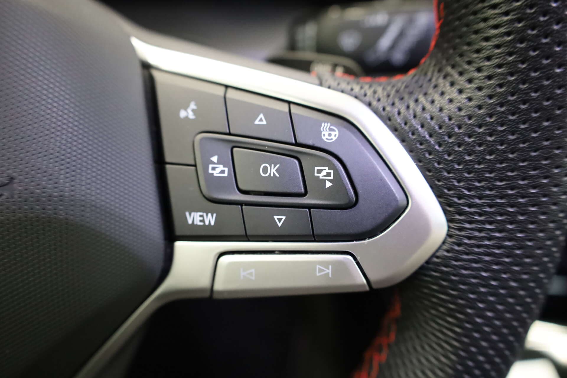 VOLKSWAGEN Golf, photo 10 sur 17
