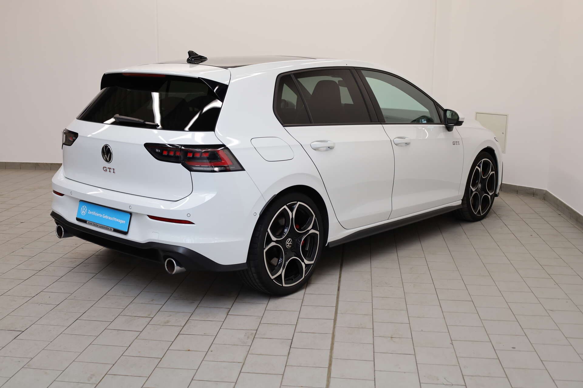 VOLKSWAGEN Golf, photo 3 sur 17