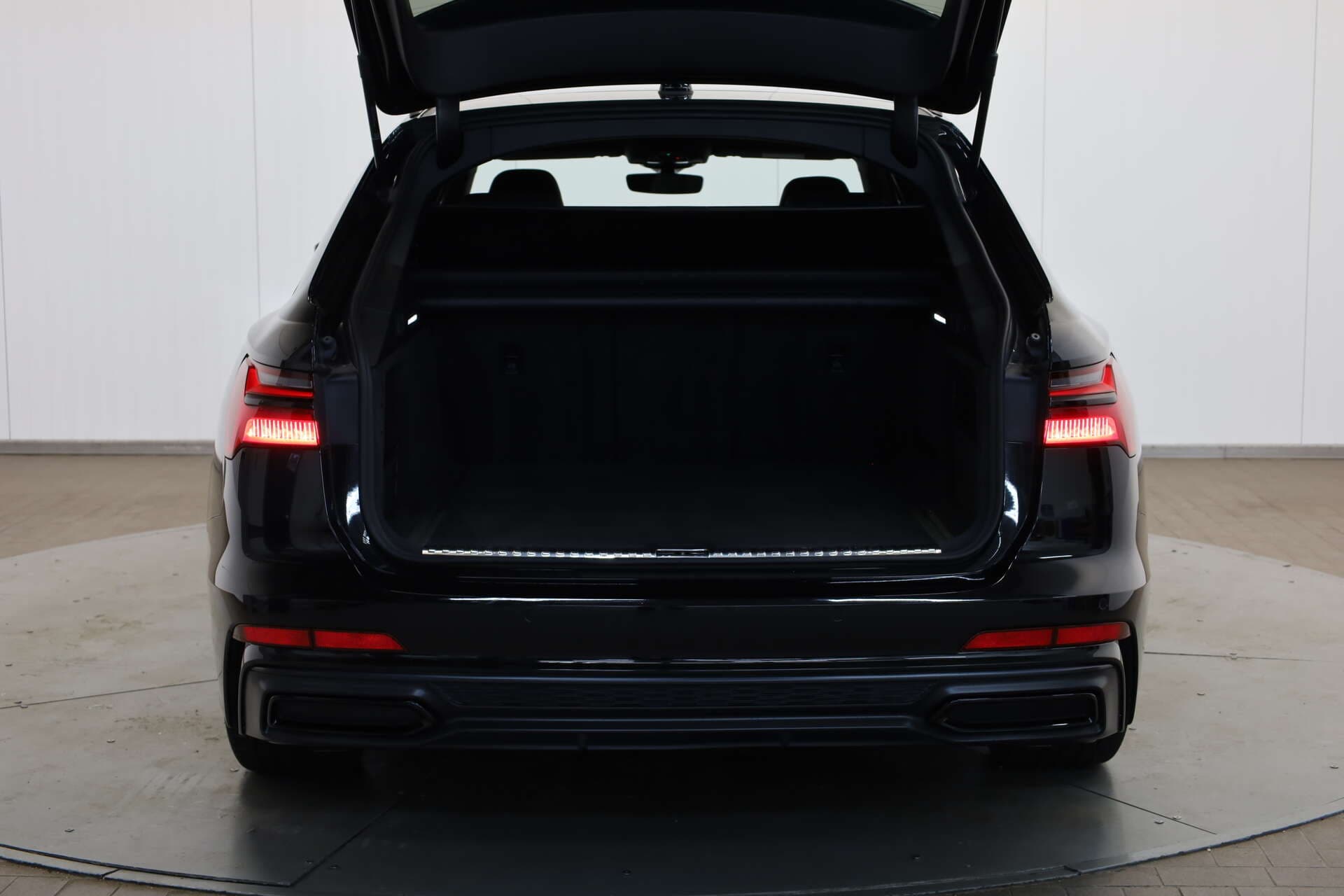 AUDI A6 Avant, photo 11 sur 17