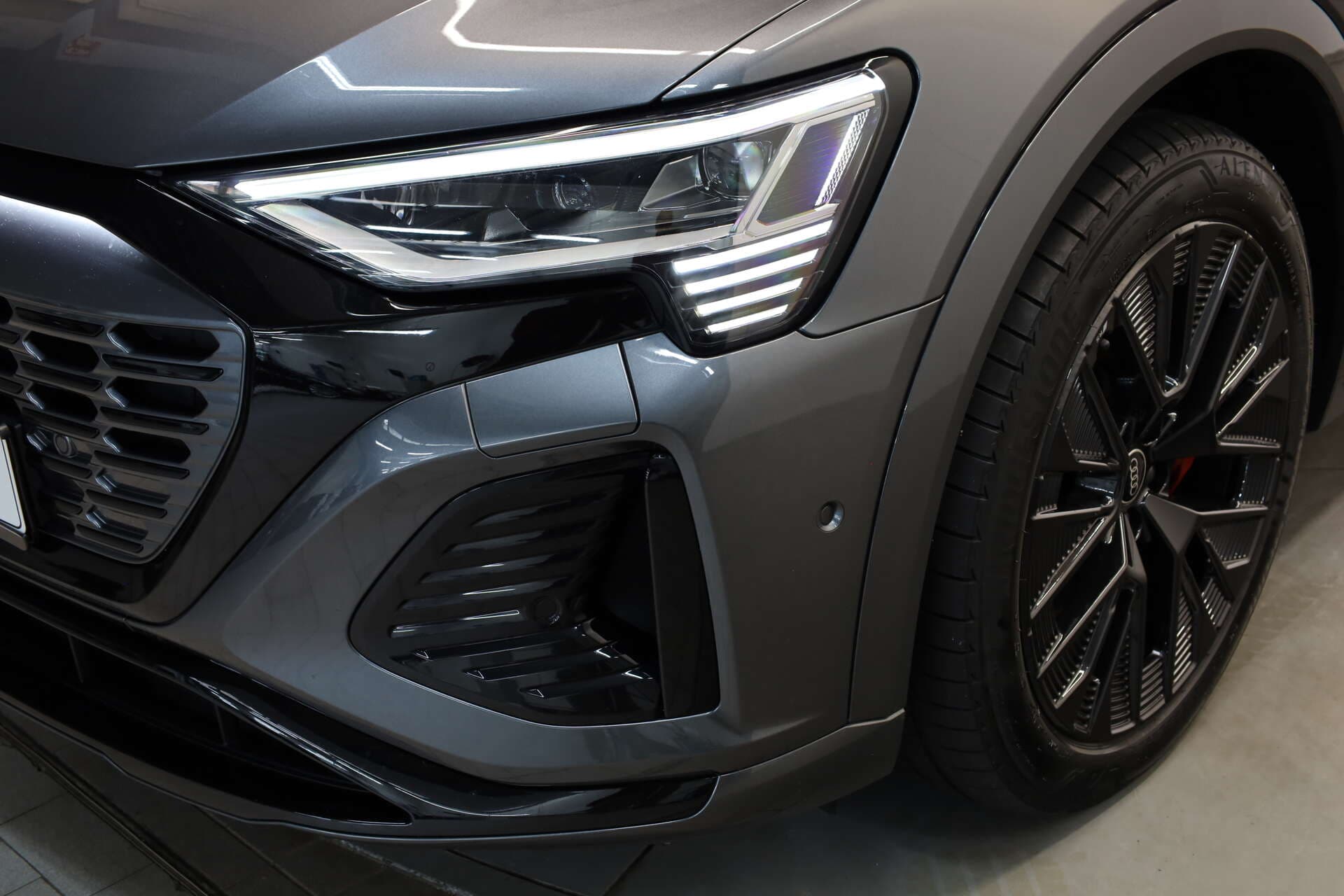 AUDI Q8 Sportback e-tron, photo 6 sur 17