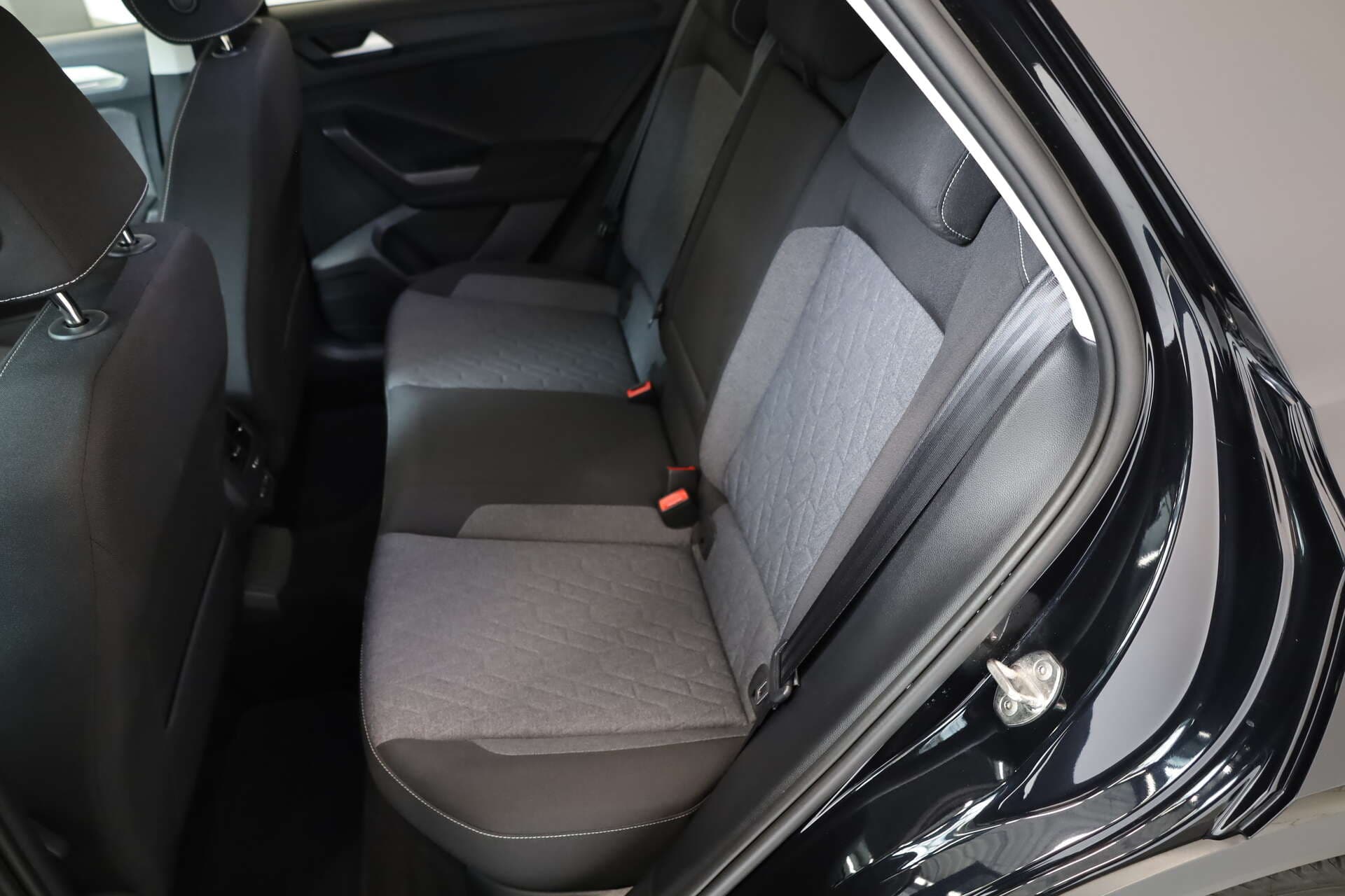 VOLKSWAGEN T-Roc, photo 14 sur 16