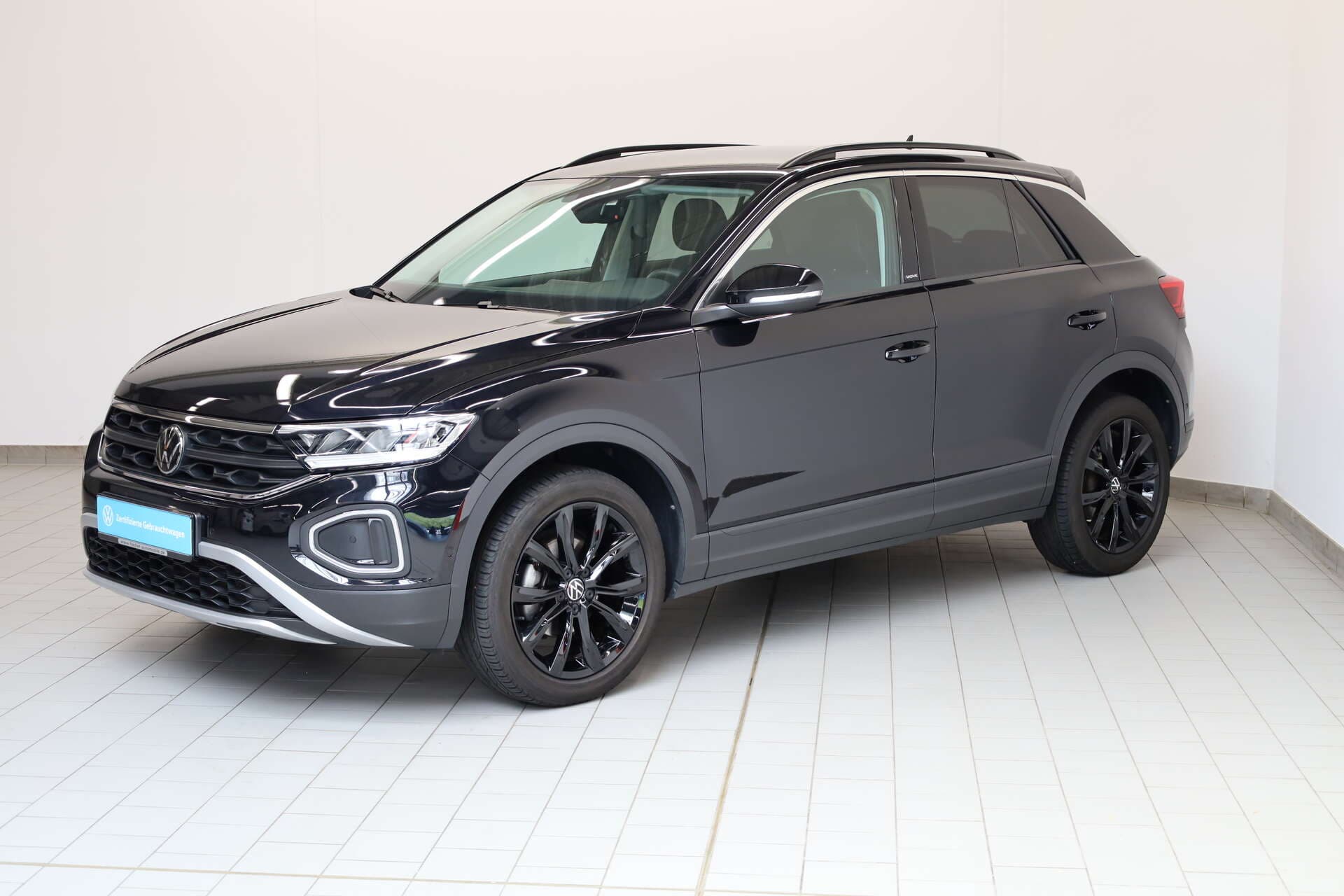 VOLKSWAGEN T-Roc, photo 1 sur 16