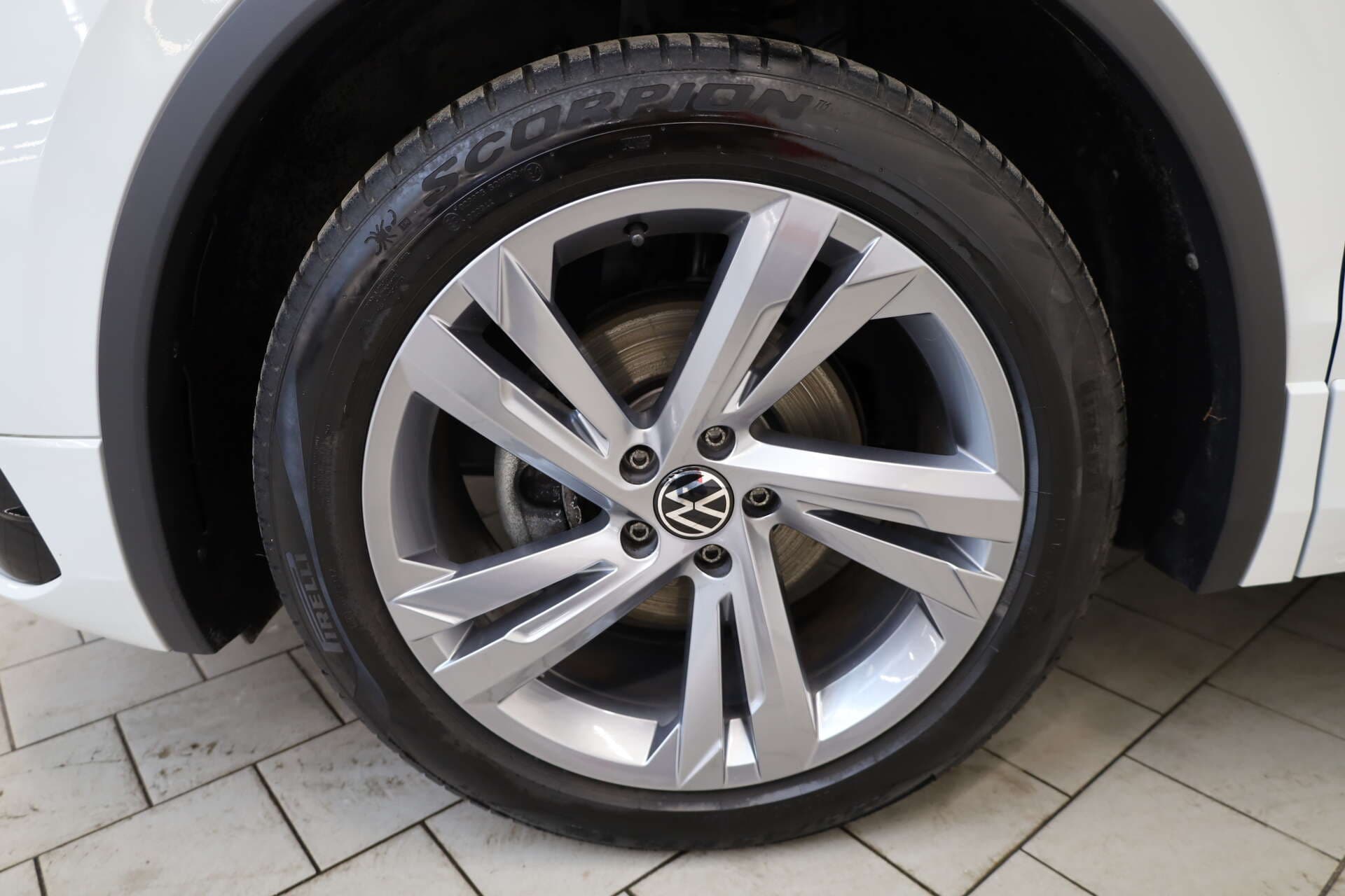 VOLKSWAGEN Tiguan, photo 16 sur 16
