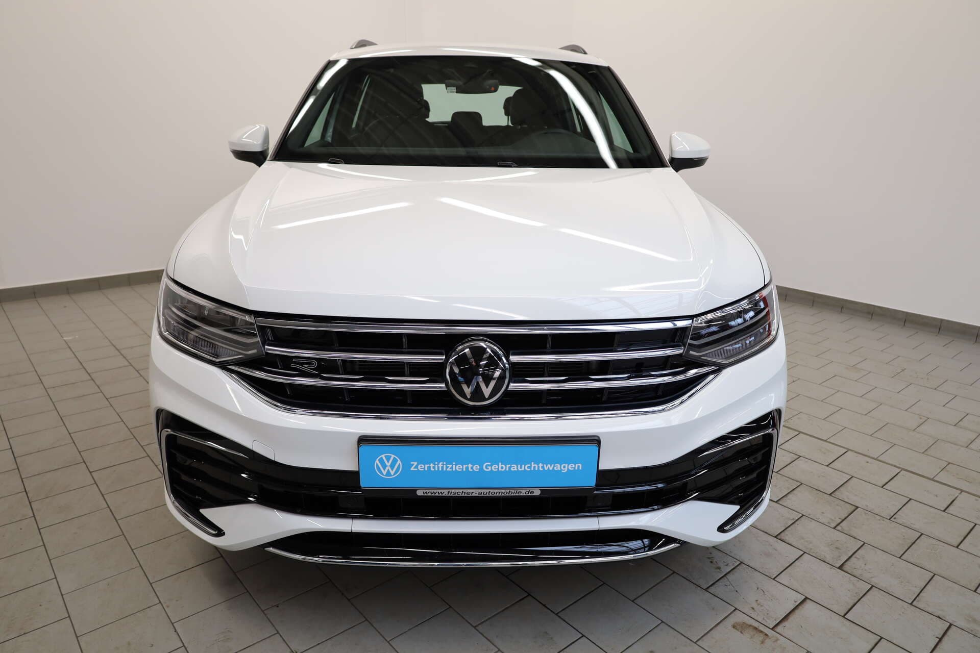 VOLKSWAGEN Tiguan, photo 2 sur 16