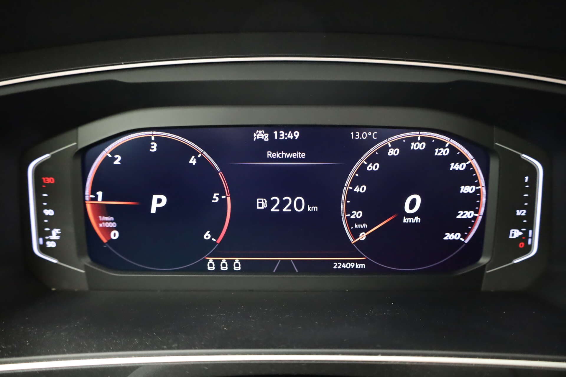 VOLKSWAGEN Tiguan, photo 8 sur 16