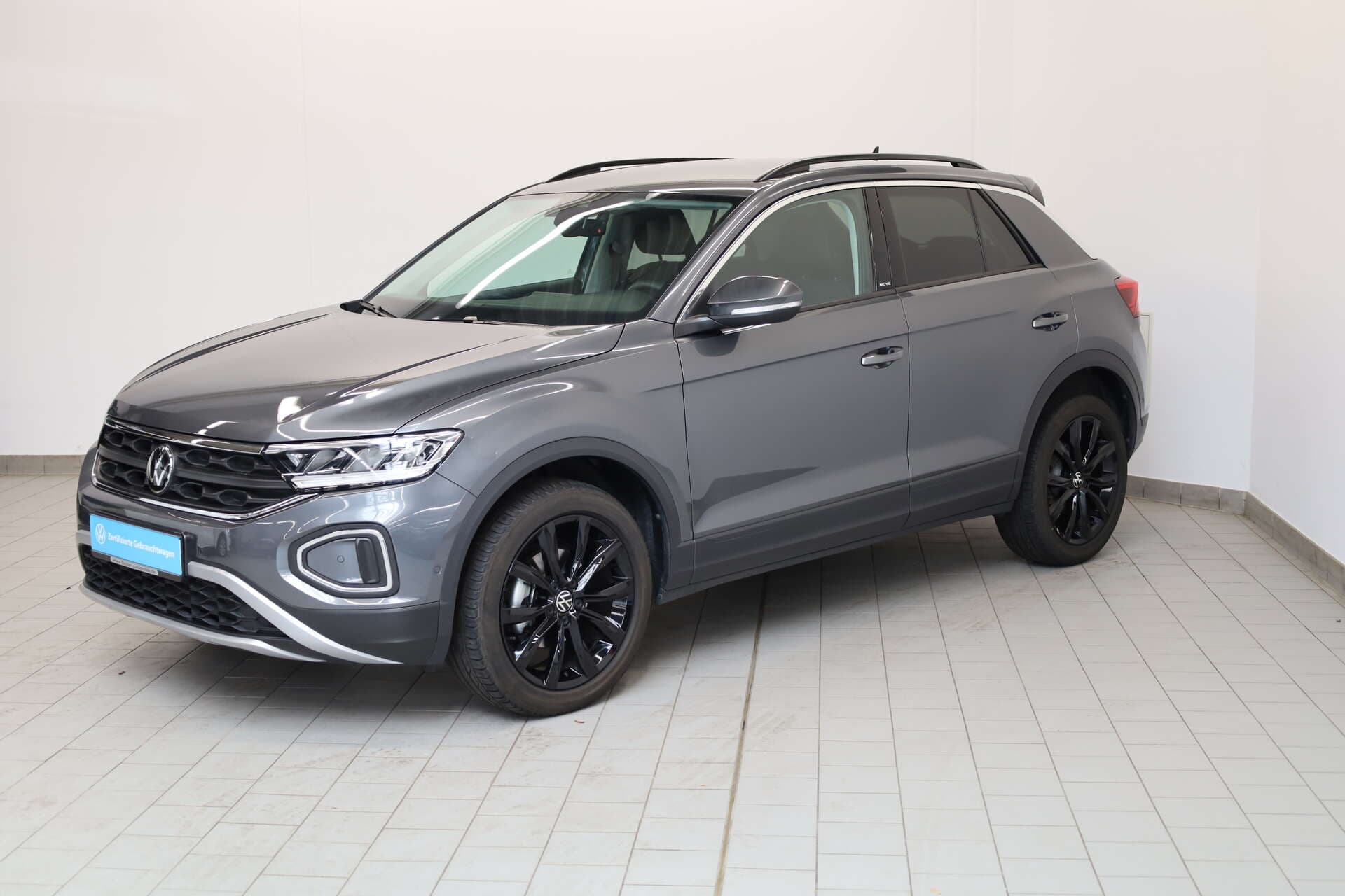 VOLKSWAGEN T-Roc, photo 1 sur 16