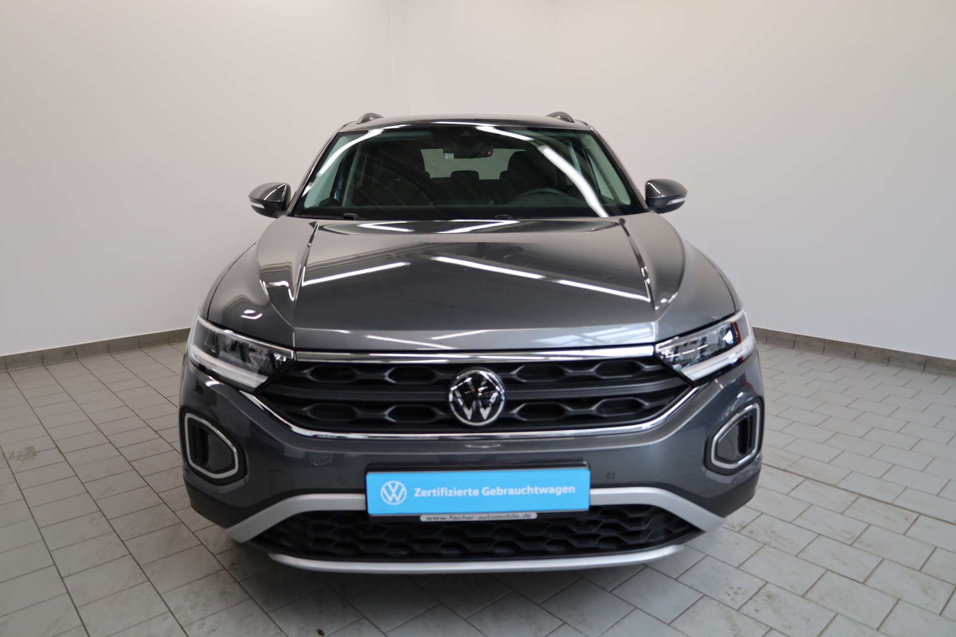VOLKSWAGEN T-Roc, photo 2 sur 16