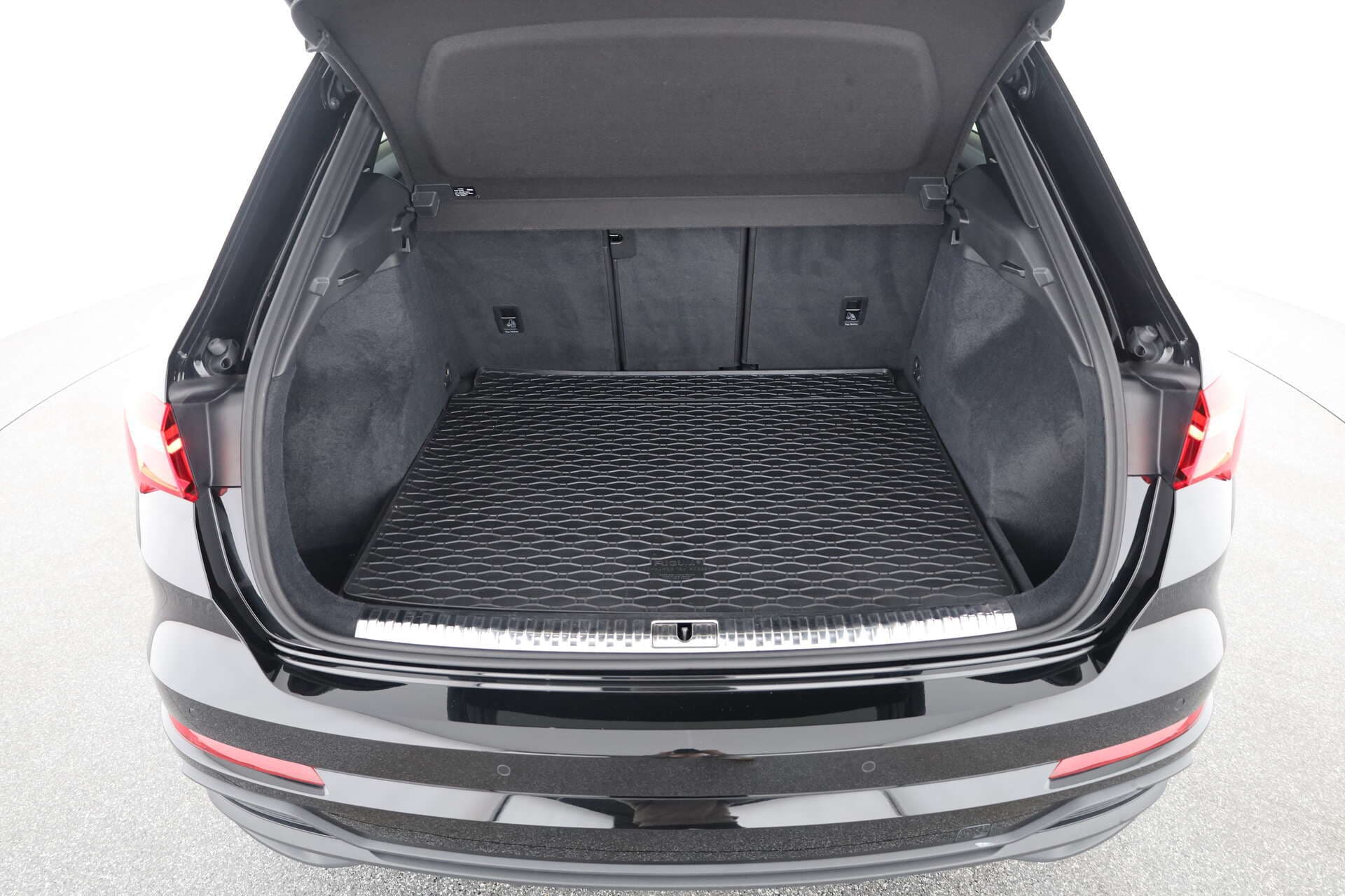 AUDI Q3, photo 11 sur 17