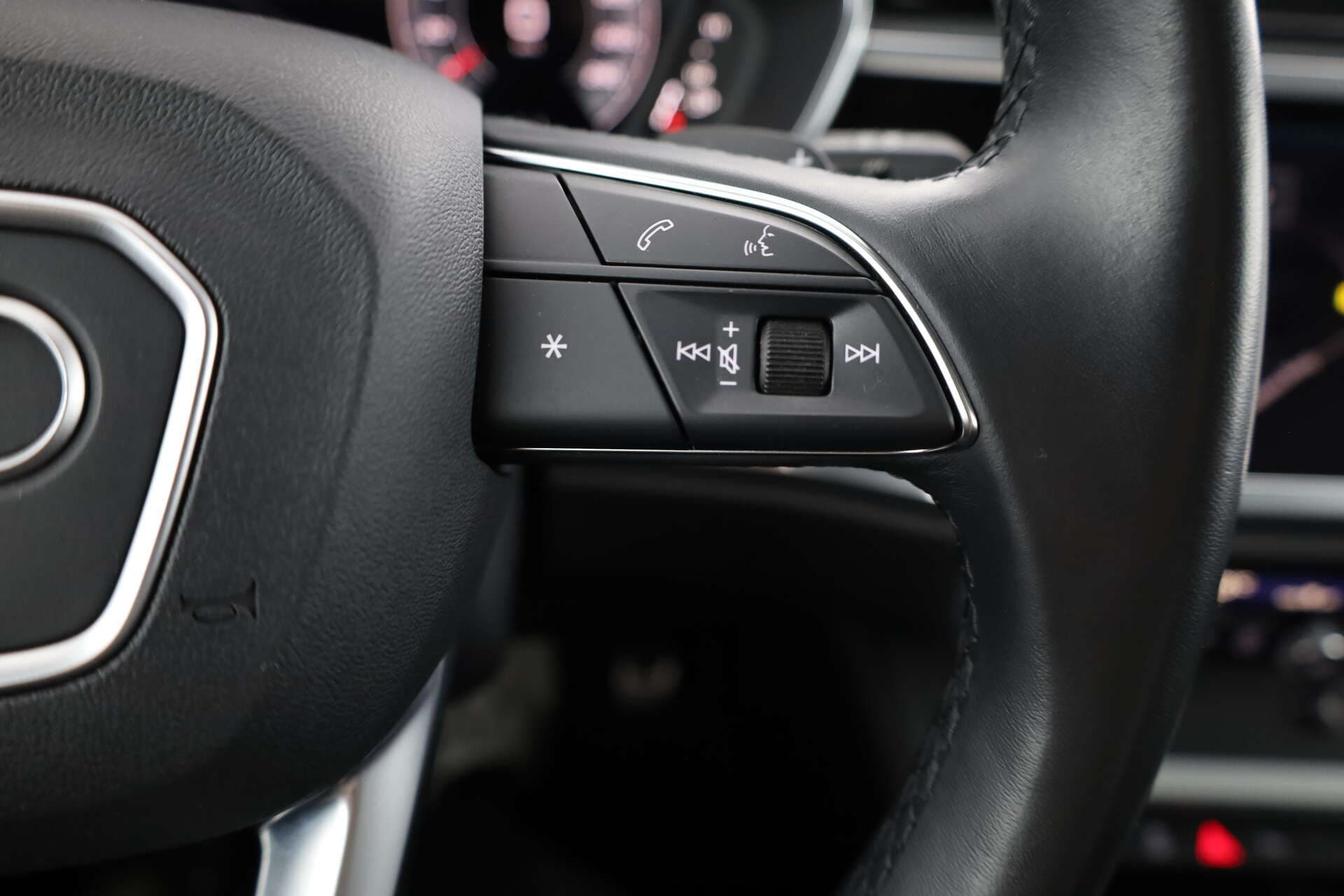 AUDI Q3, photo 13 sur 17