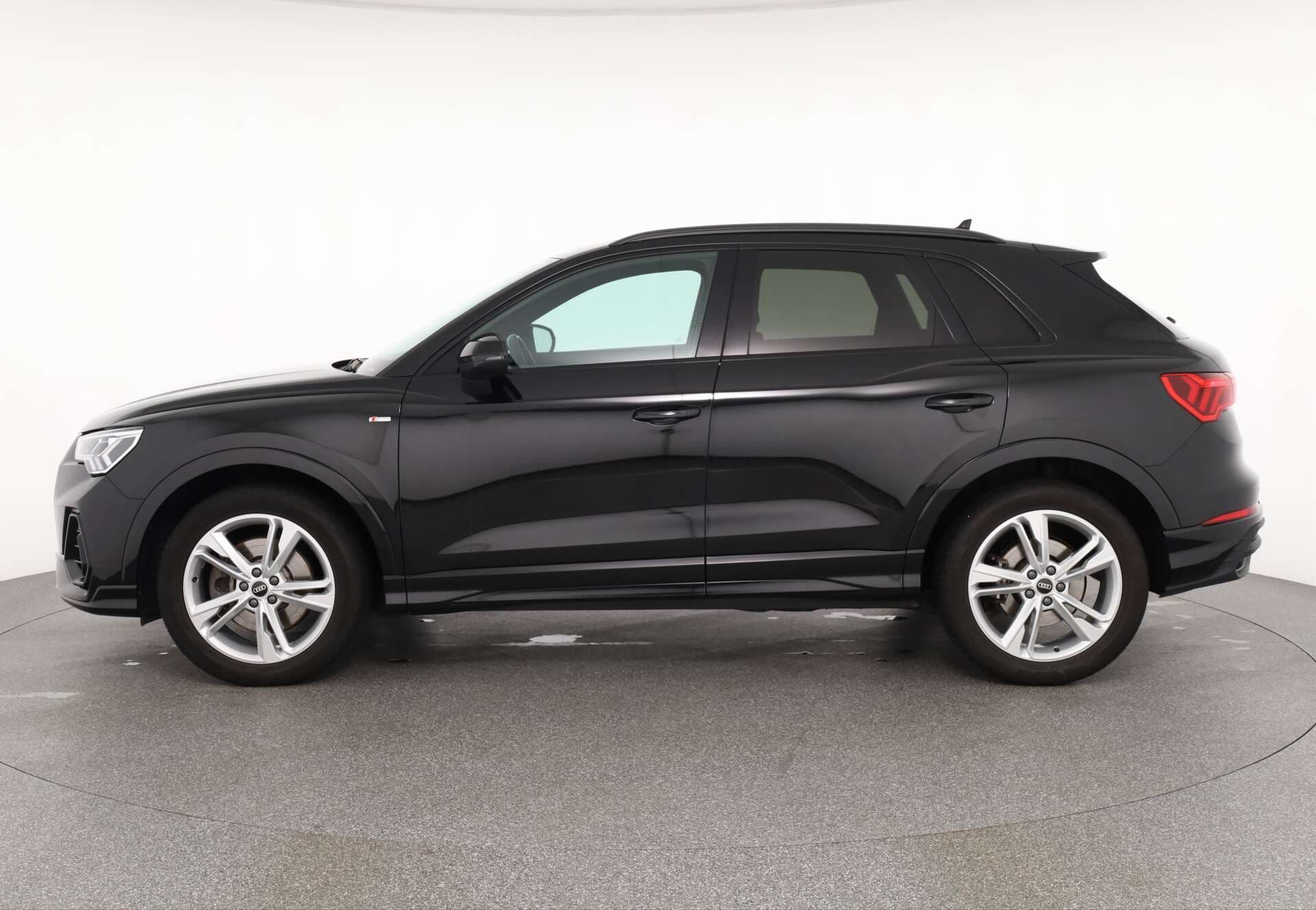 AUDI Q3, photo 4 sur 17