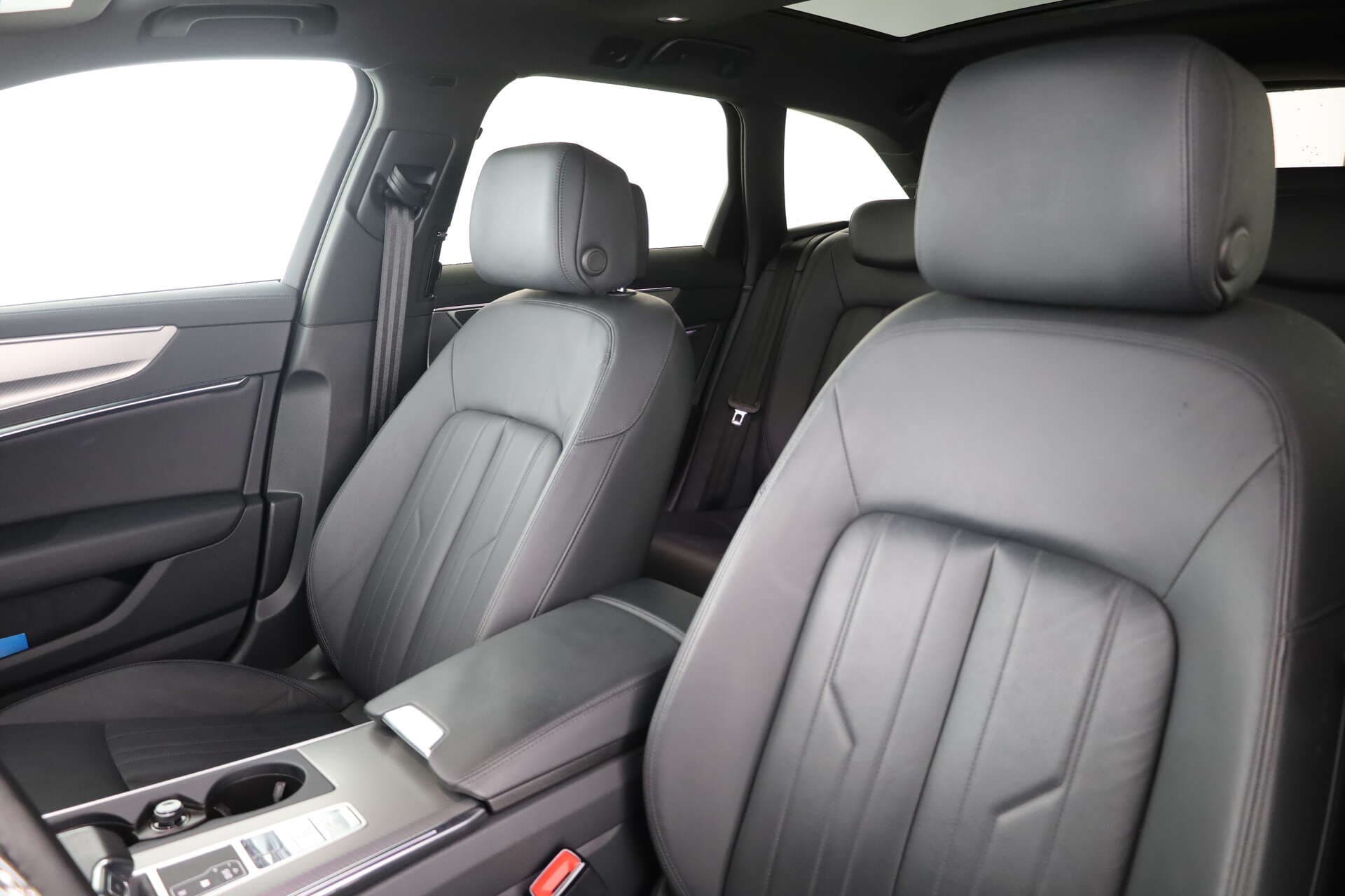 AUDI A6 Avant, photo 9 sur 17