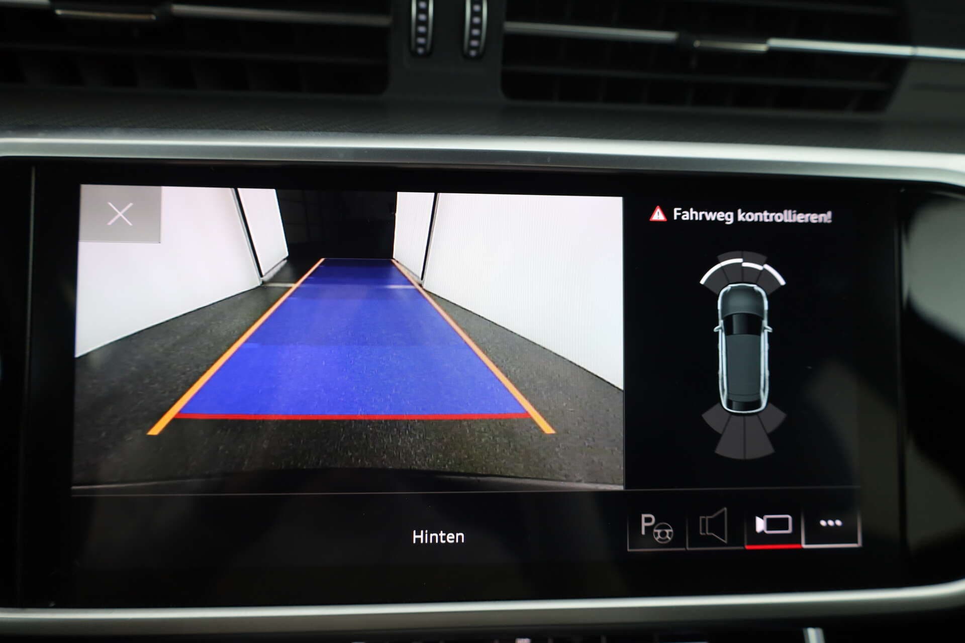 AUDI A6 Avant, photo 16 sur 17