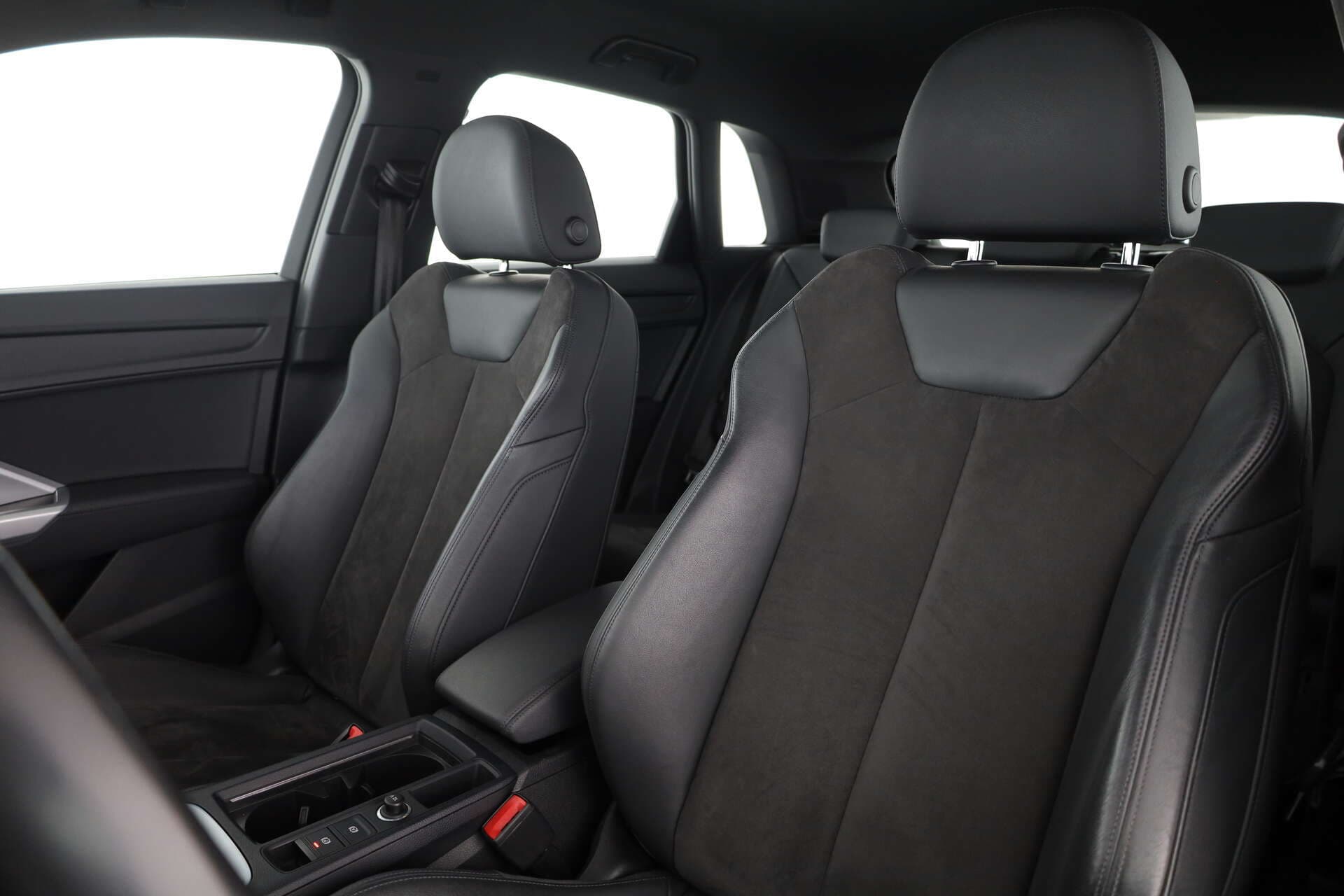 AUDI Q3, photo 9 sur 17
