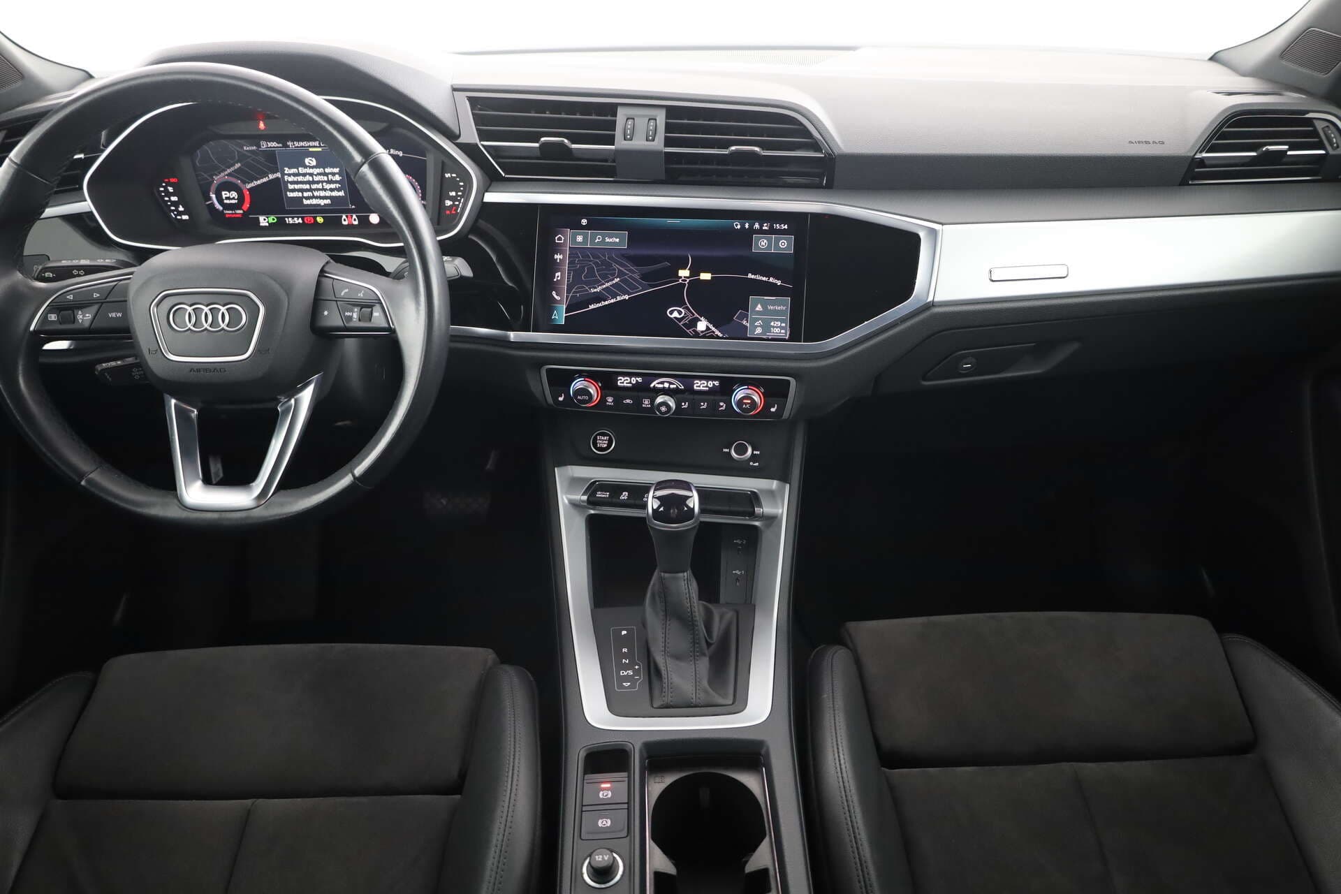 AUDI Q3, photo 8 sur 17