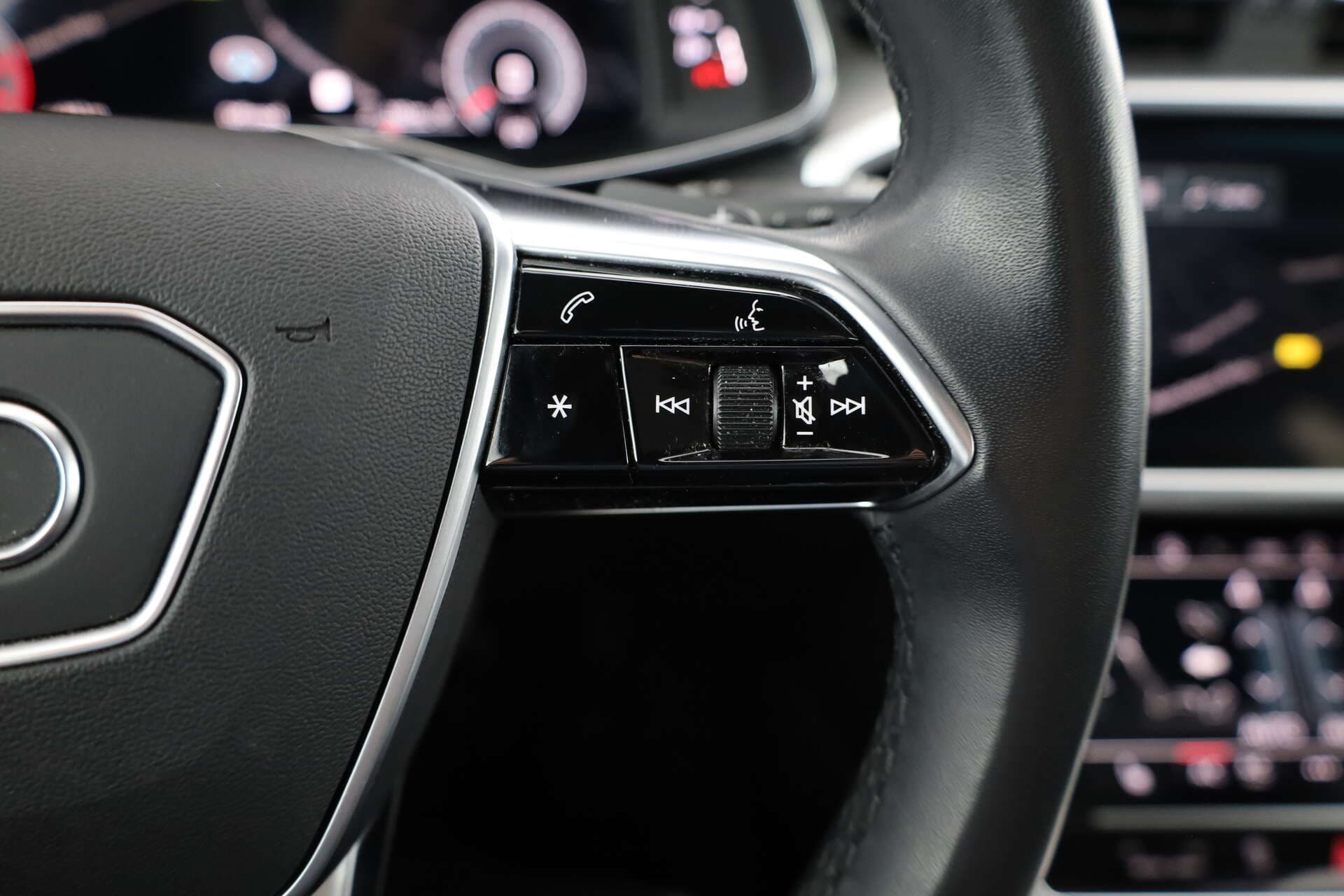 AUDI A6 Avant, photo 13 sur 17