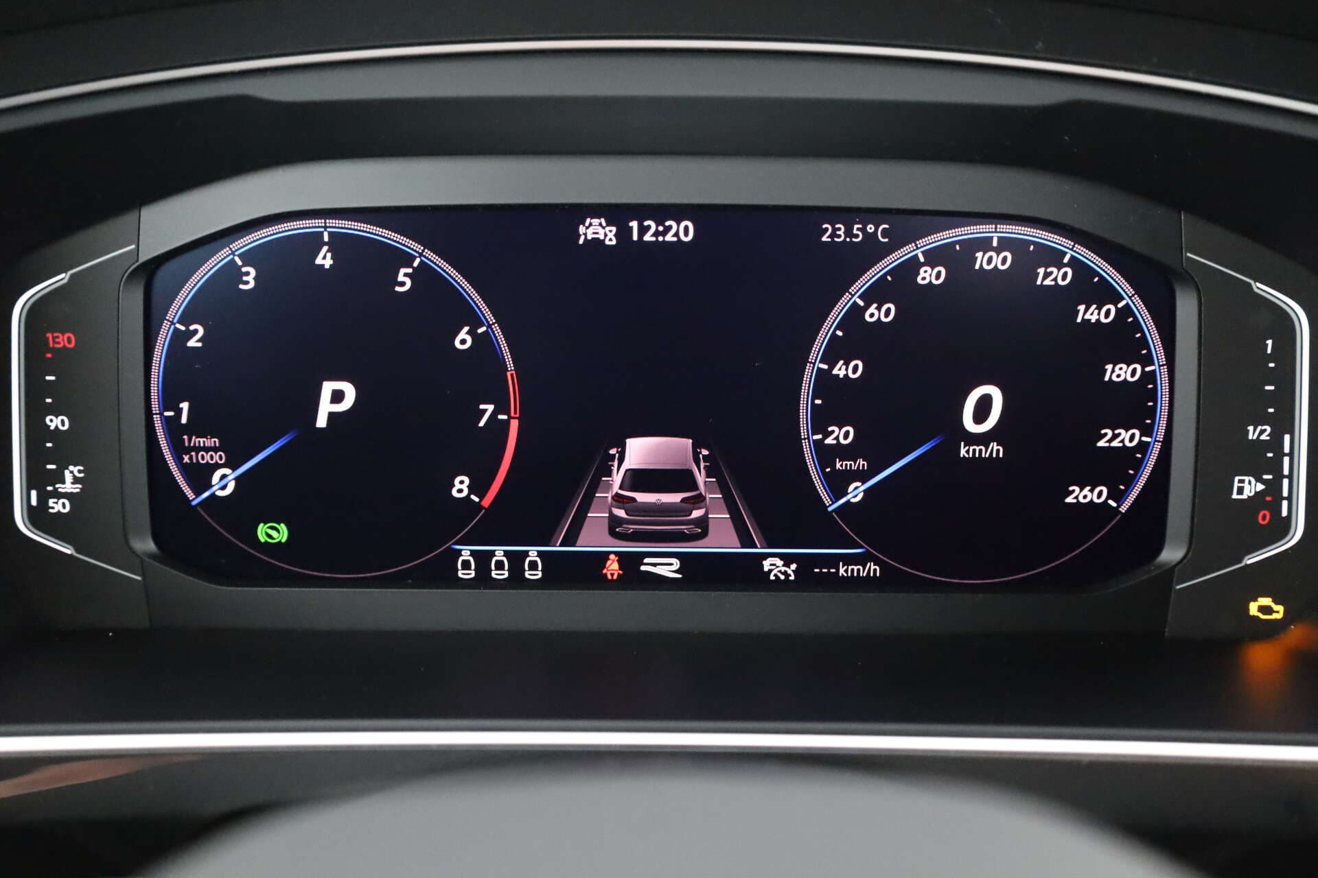 VOLKSWAGEN Tiguan, photo 12 sur 17