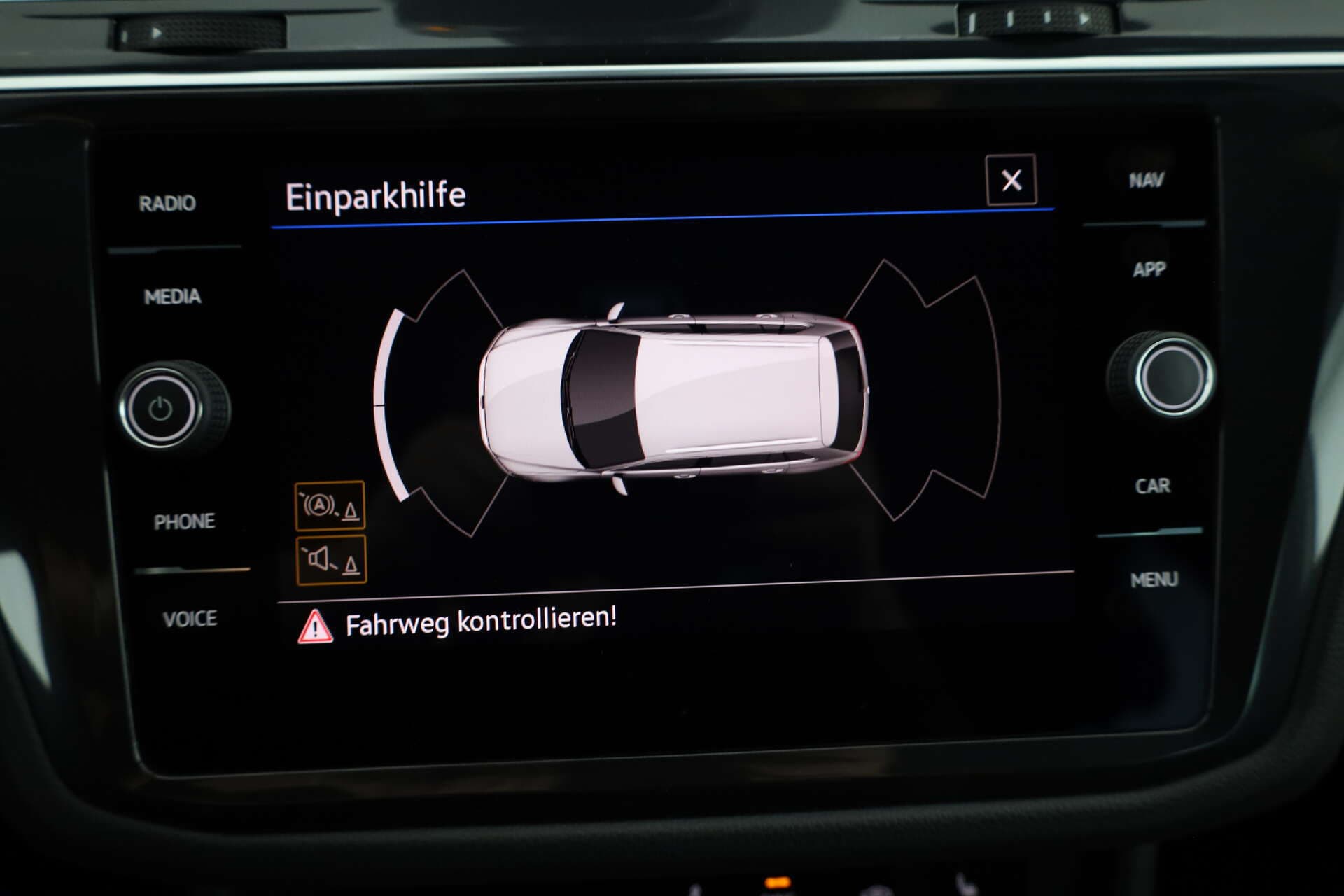 VOLKSWAGEN Tiguan, photo 16 sur 17