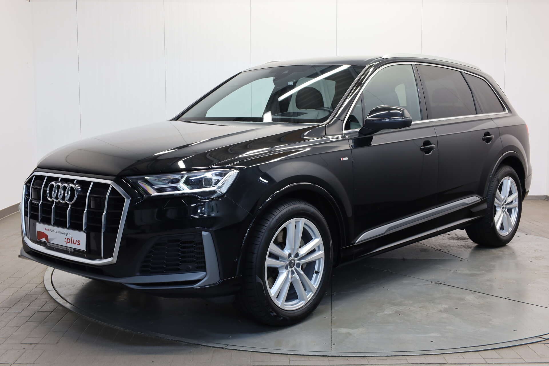 AUDI Q7, photo 1 sur 17