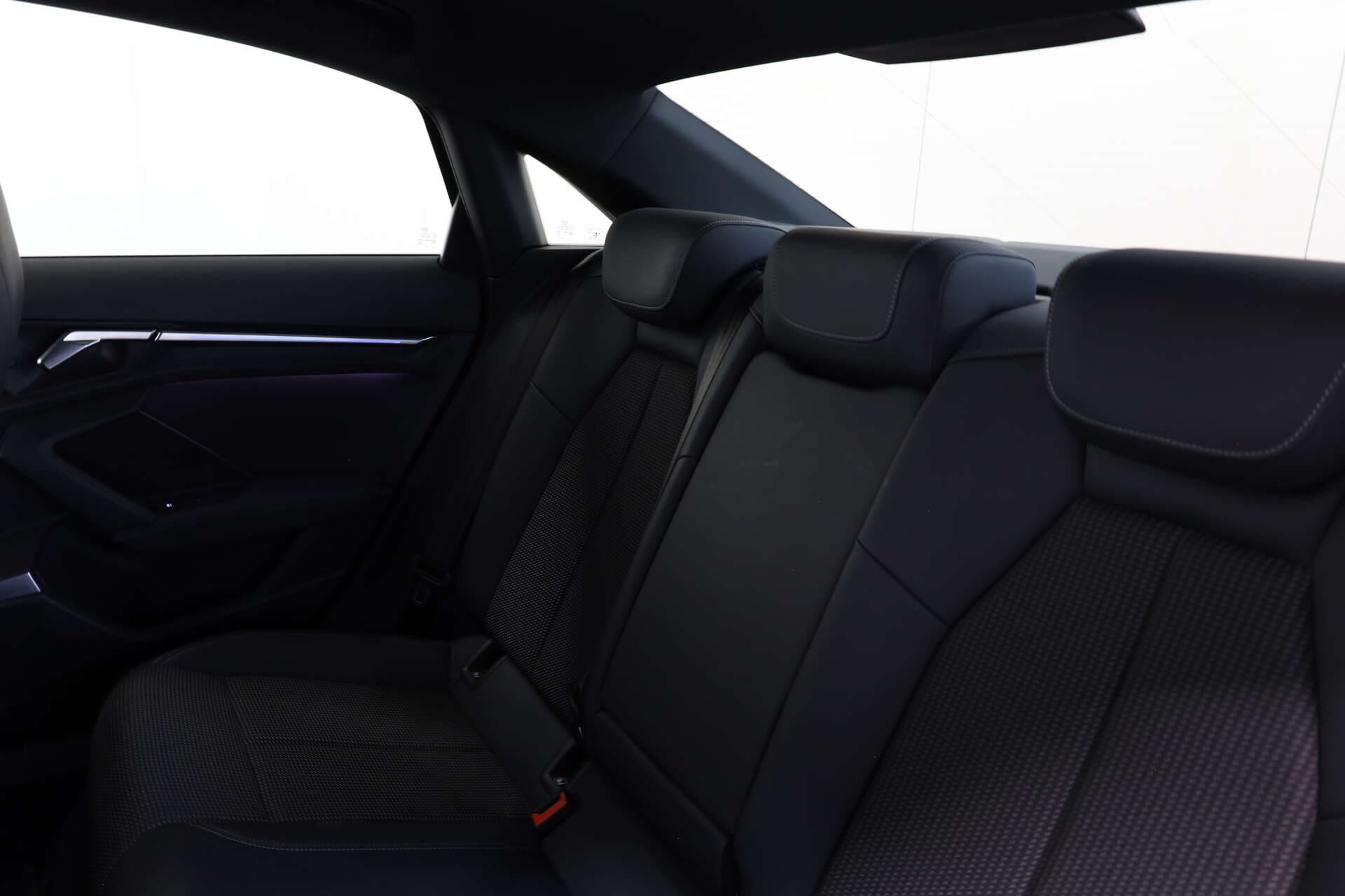 AUDI S3 Limousine, photo 10 sur 17