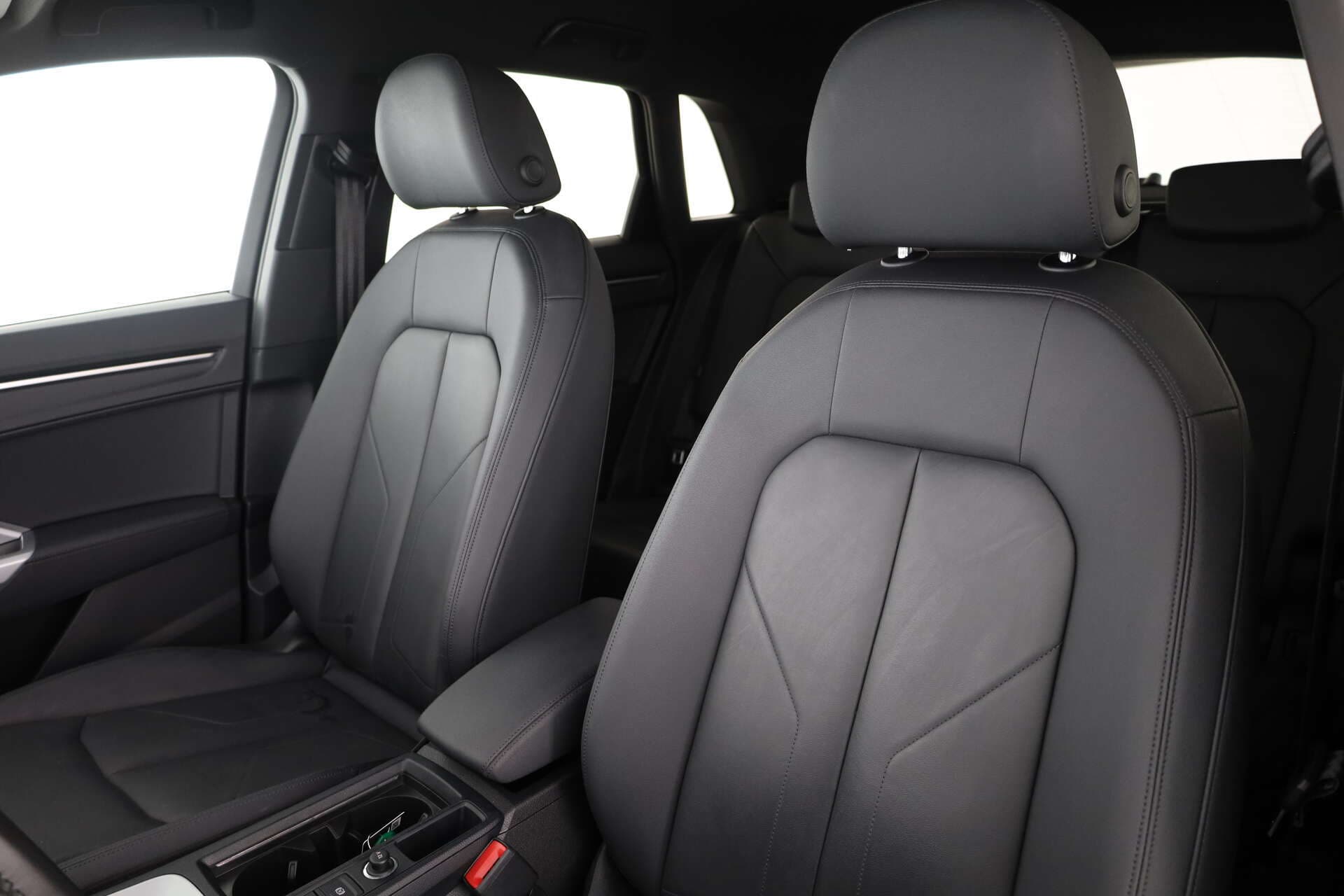 AUDI Q3, photo 9 sur 17