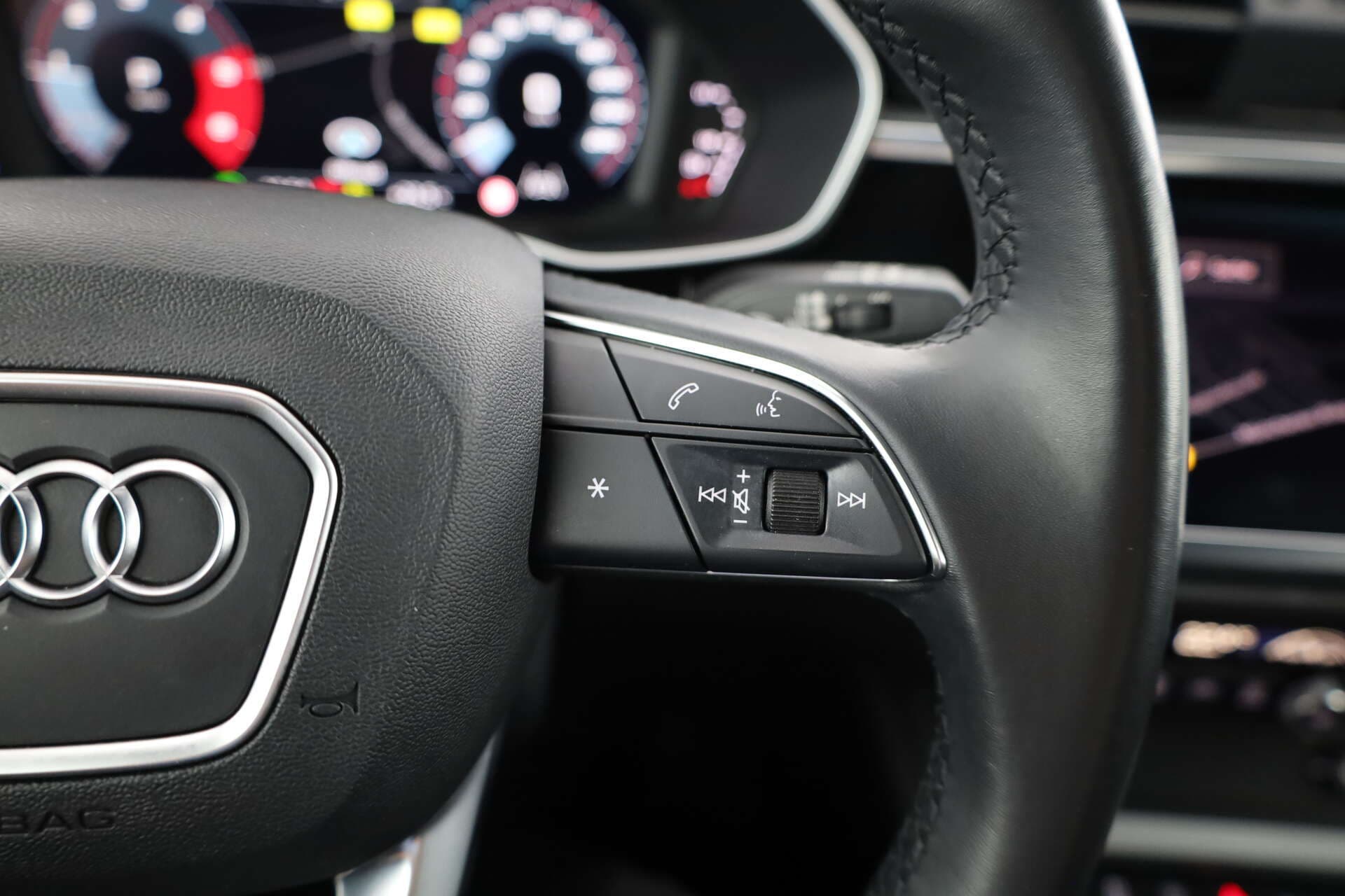AUDI Q3, photo 13 sur 17