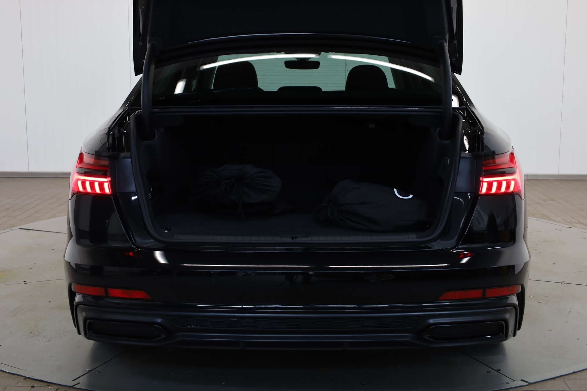 AUDI A6, photo 10 sur 17