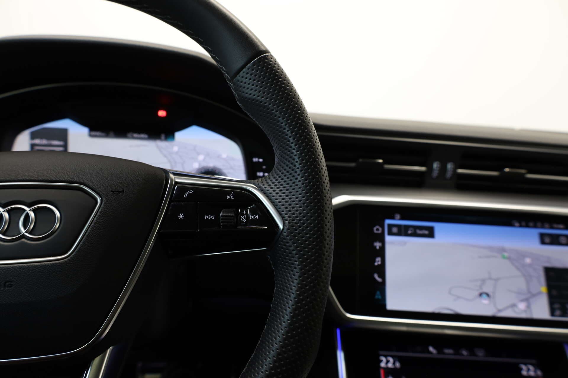 AUDI A6, photo 14 sur 17