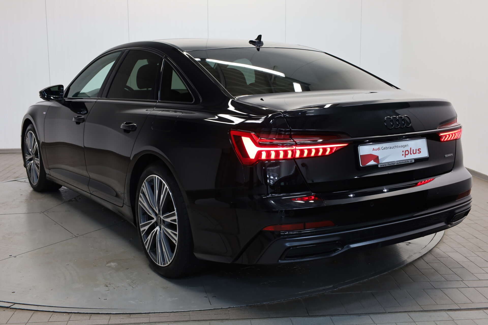 AUDI A6, photo 2 sur 17