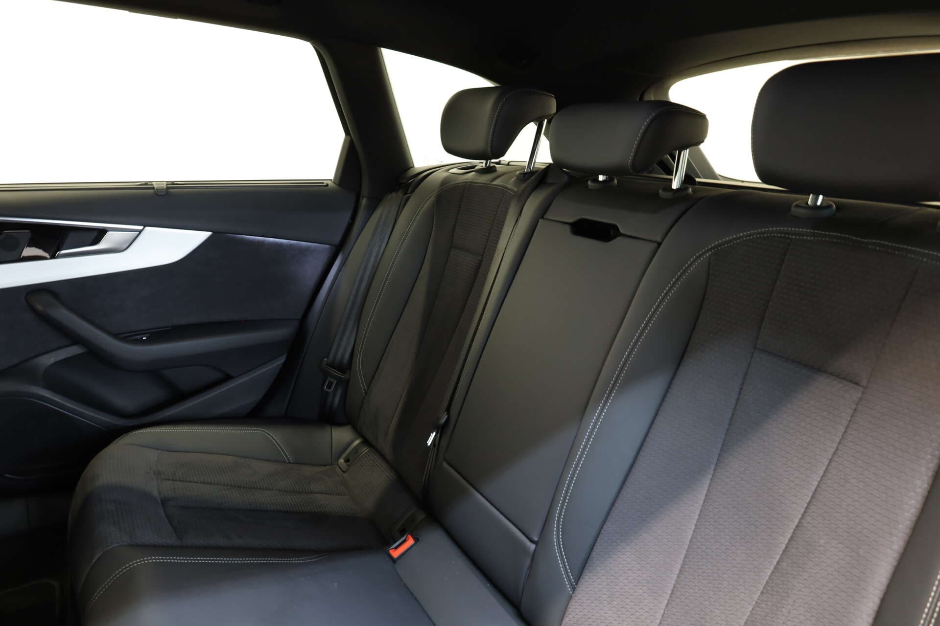 AUDI S4 Avant, photo 10 sur 17
