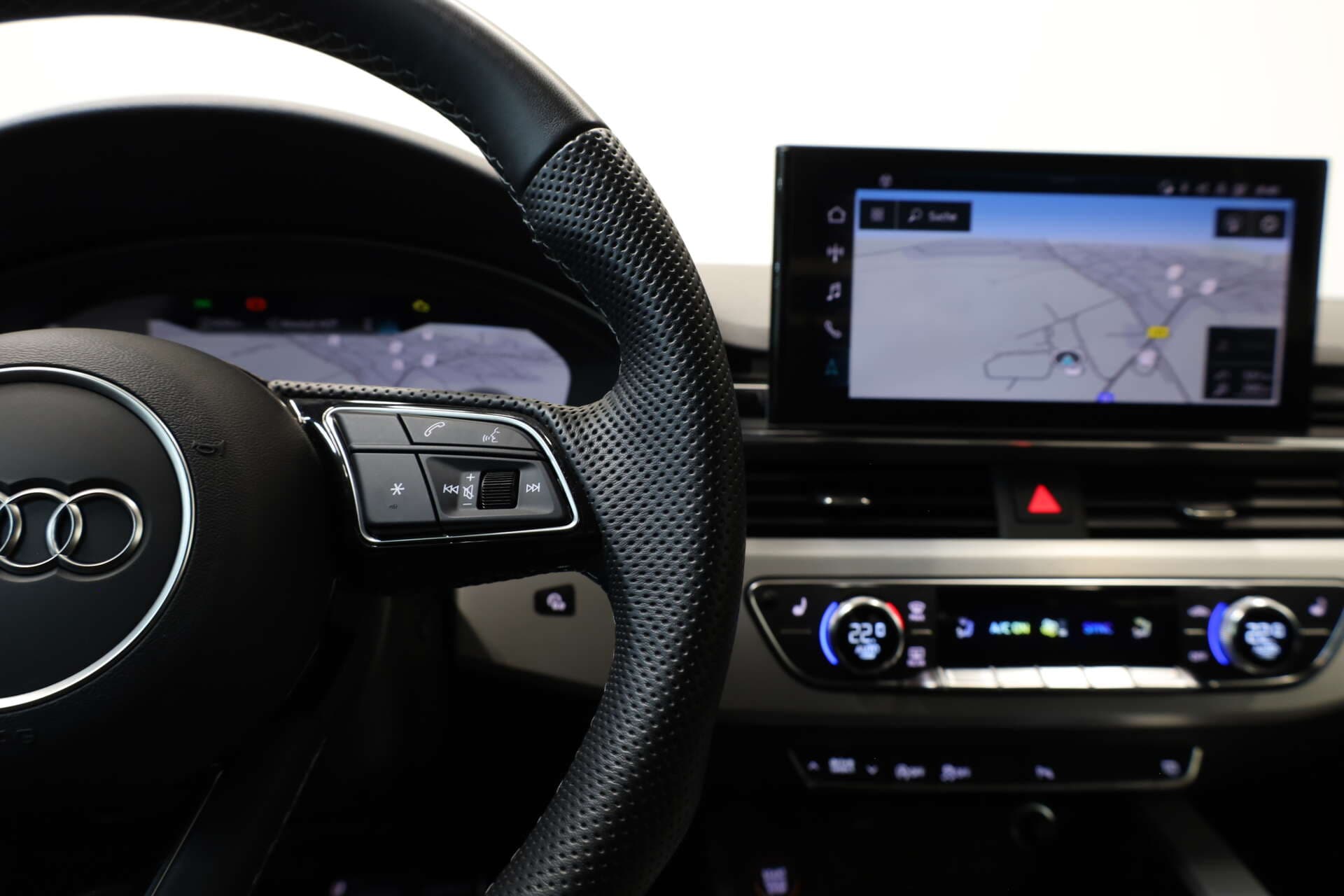 AUDI S4 Avant, photo 15 sur 17