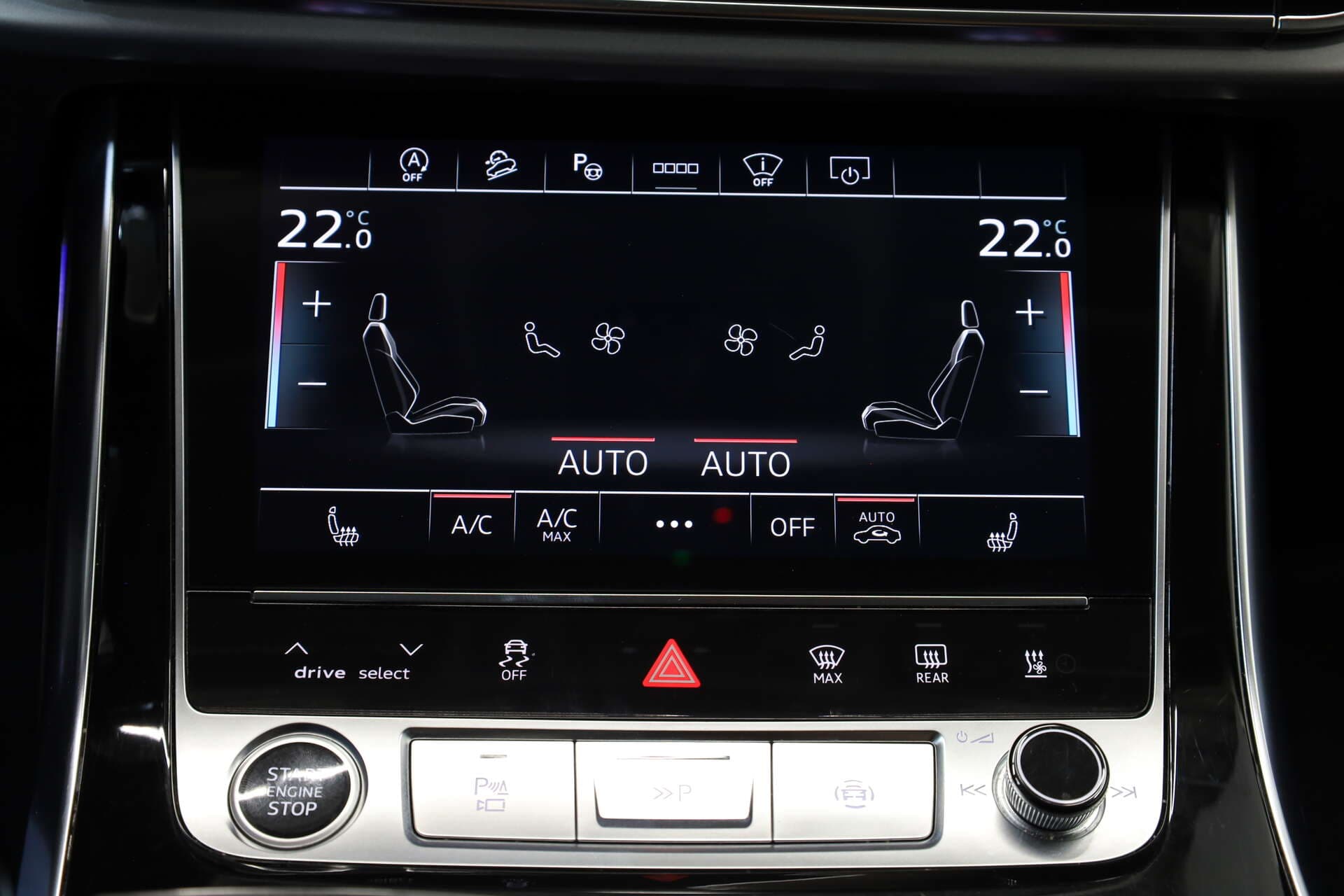 AUDI Q7, photo 16 sur 17