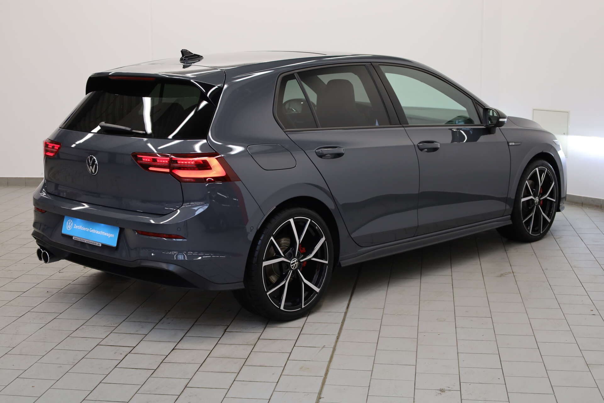 VOLKSWAGEN Golf, photo 3 sur 17
