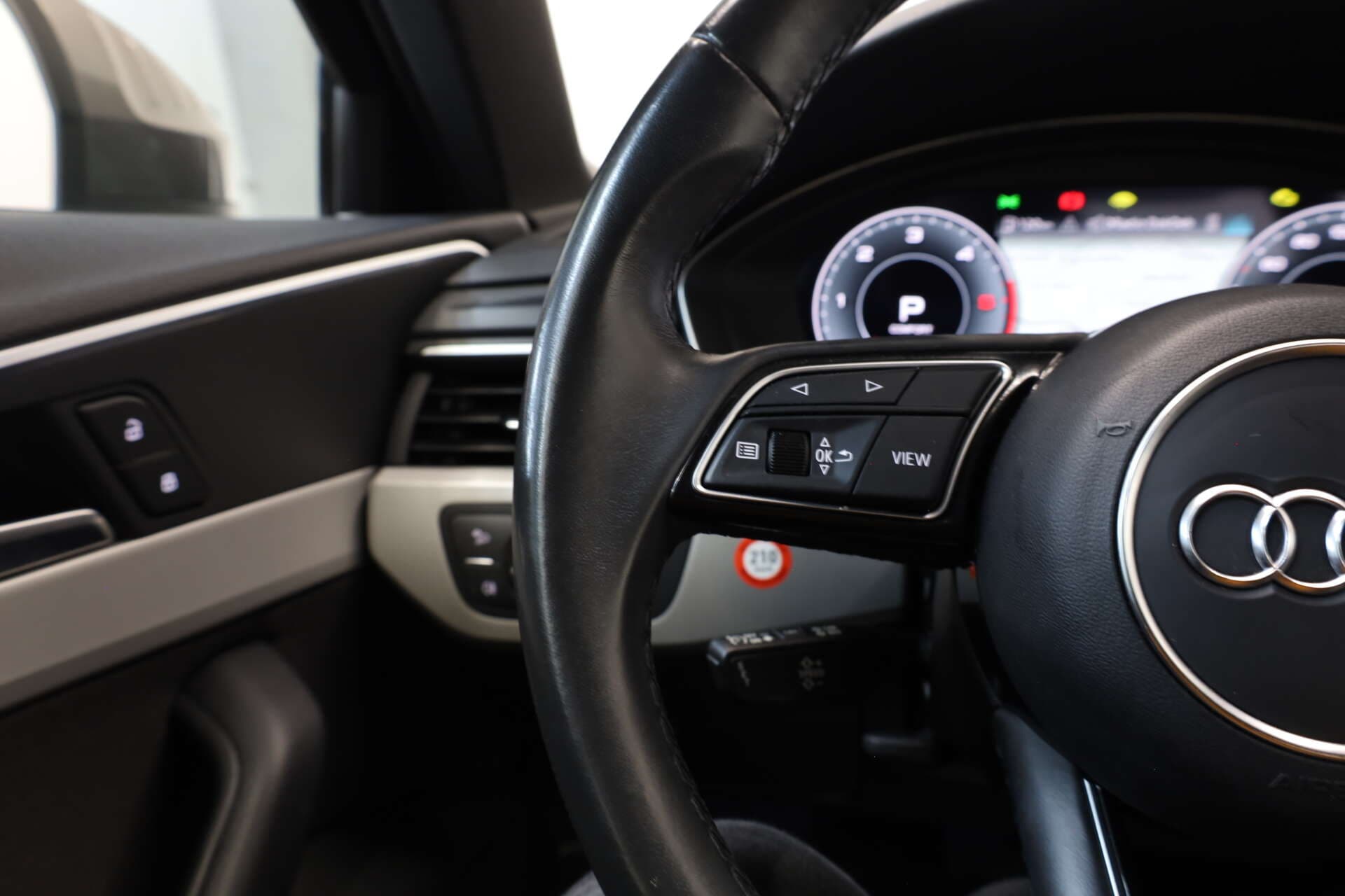 AUDI A4, photo 14 sur 17