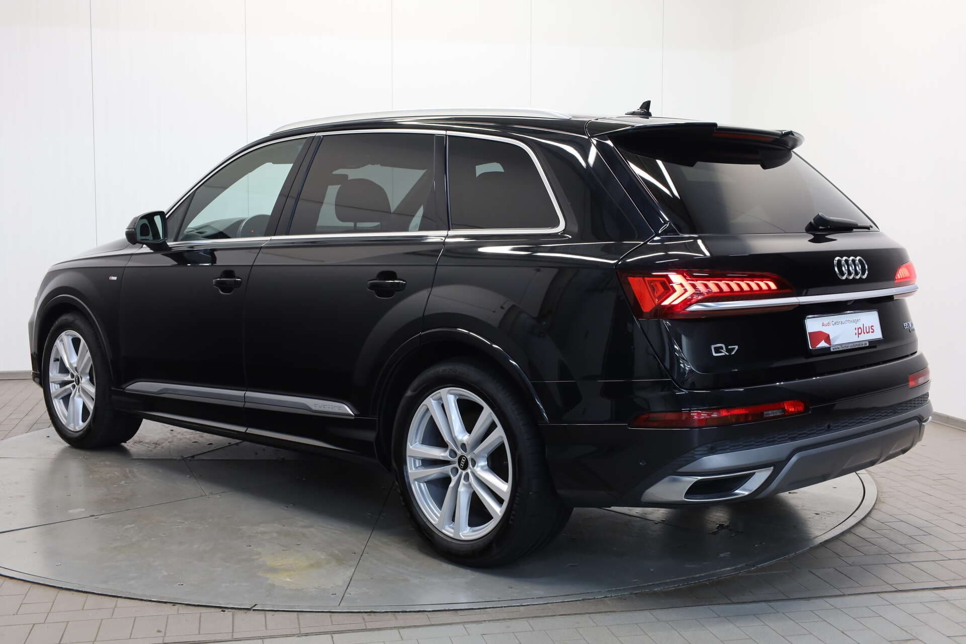 AUDI Q7, photo 2 sur 17