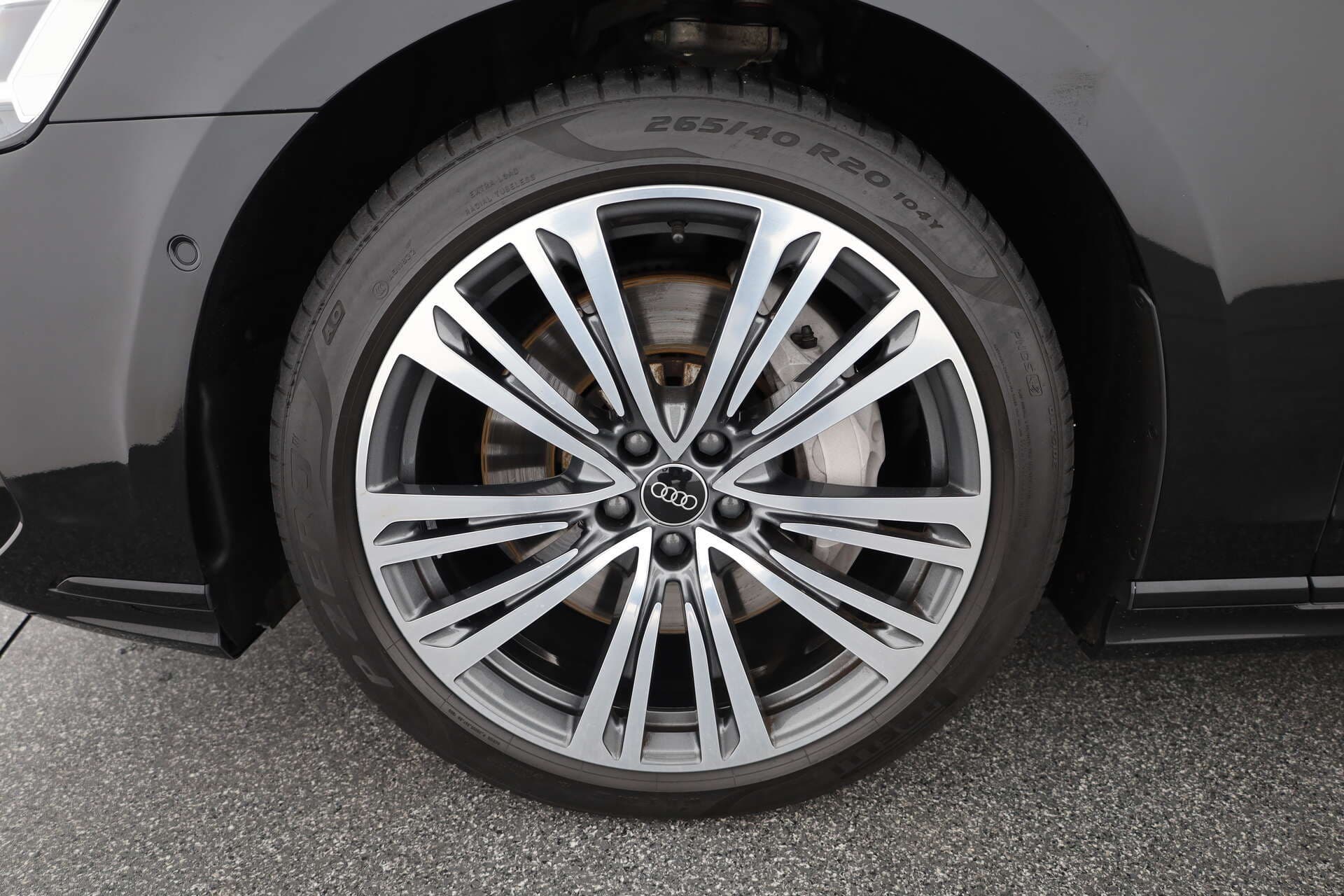AUDI A8, photo 7 sur 17