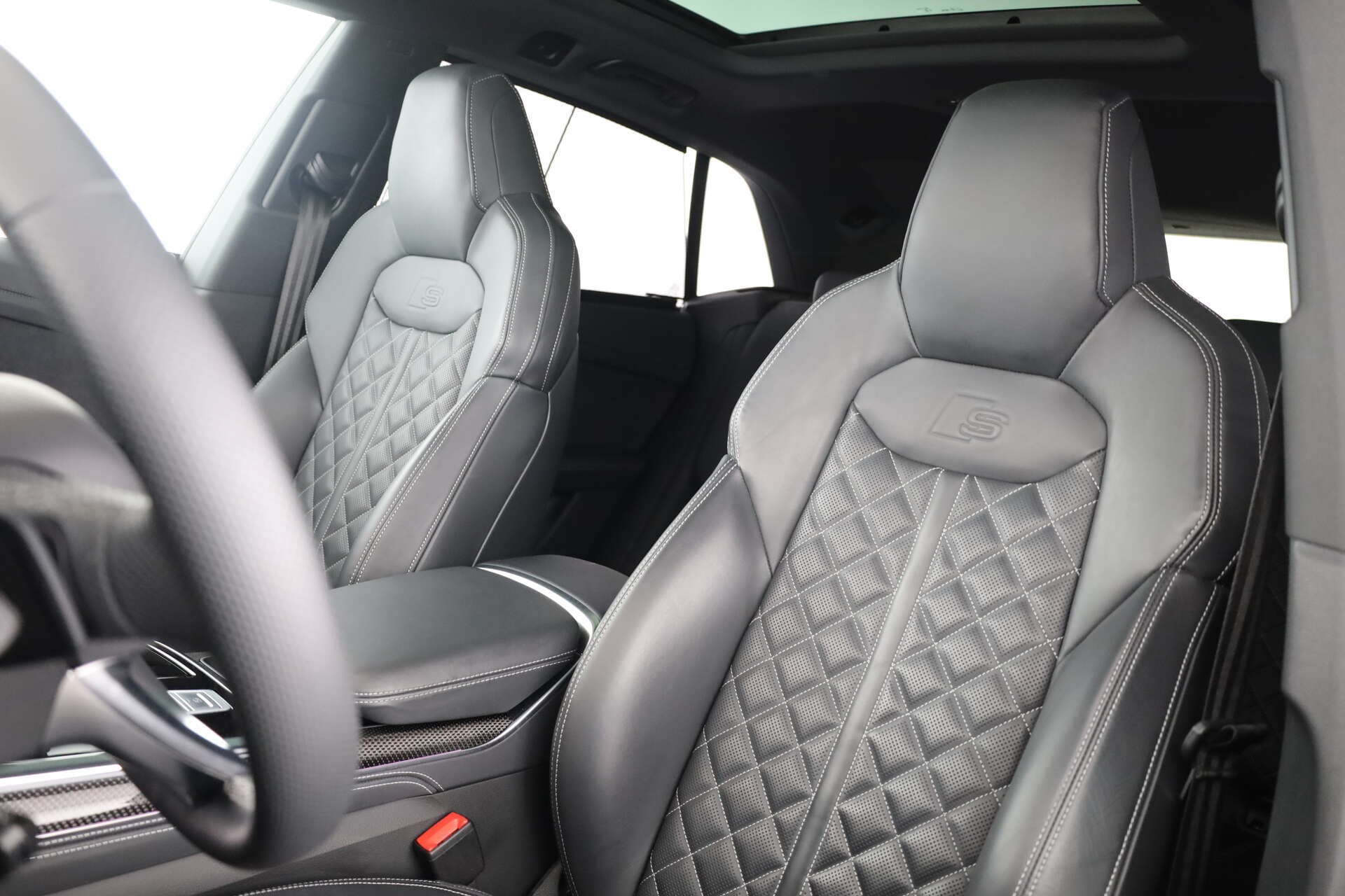 AUDI SQ8, photo 9 sur 17