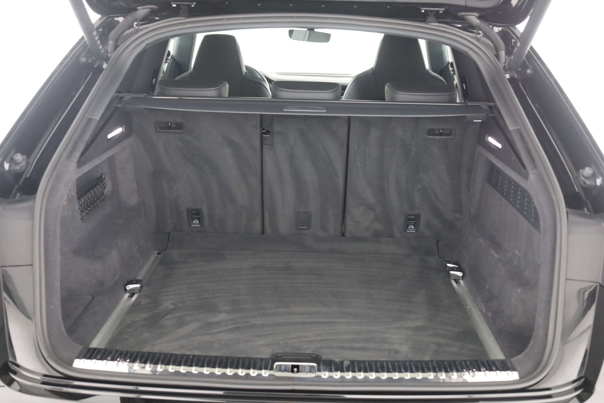 AUDI SQ8, photo 11 sur 17