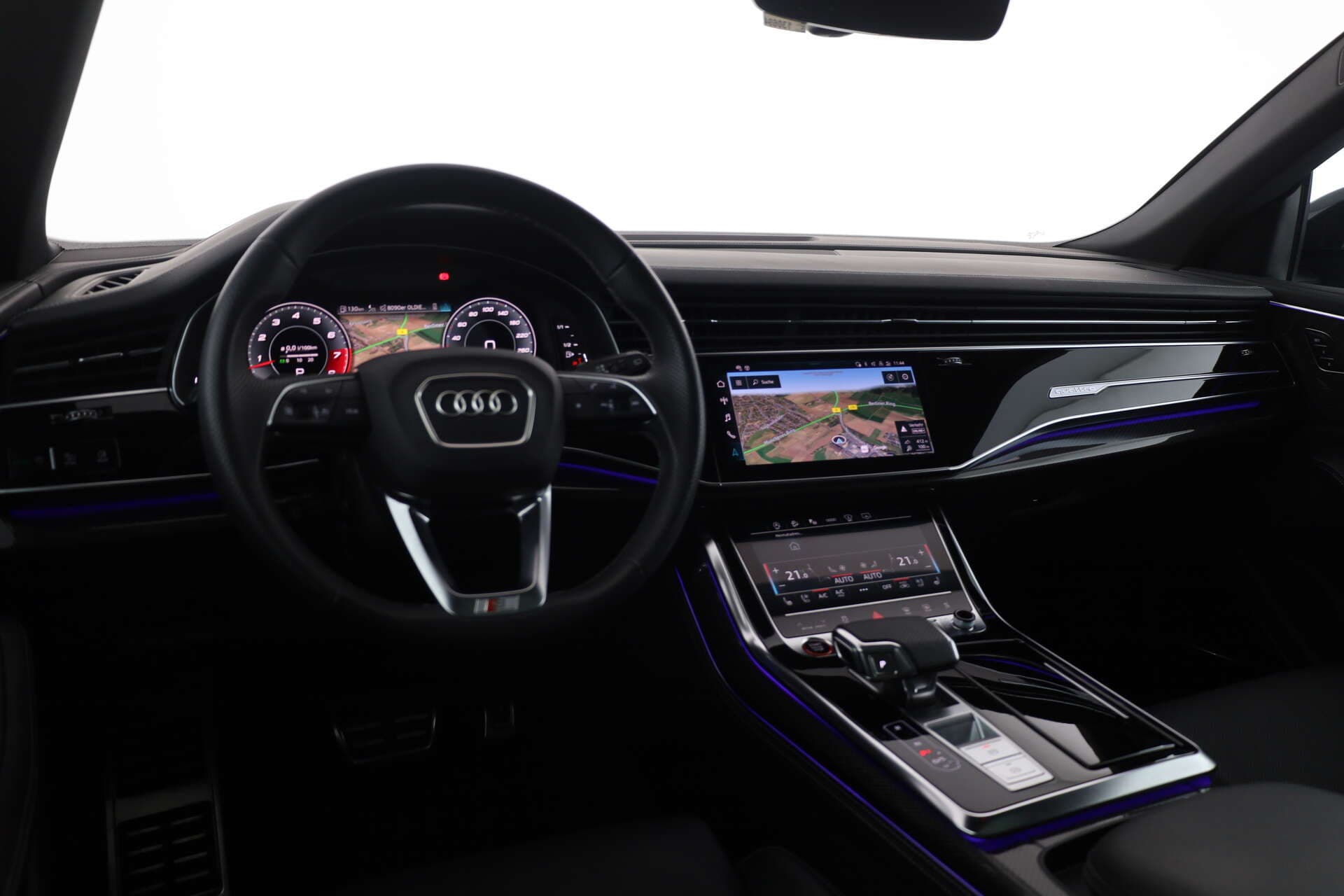 AUDI SQ8, photo 8 sur 17