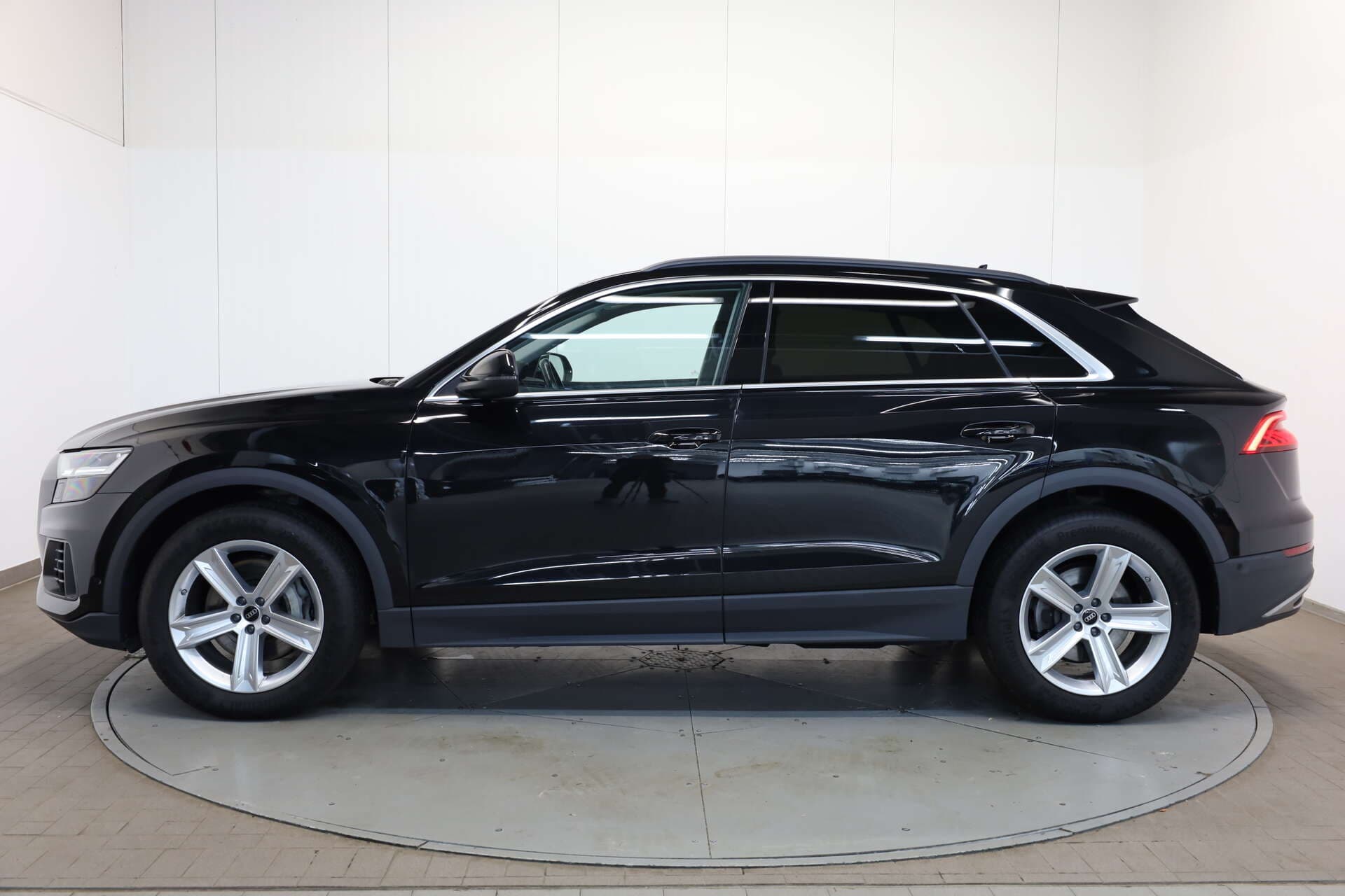AUDI Q8, photo 4 sur 17