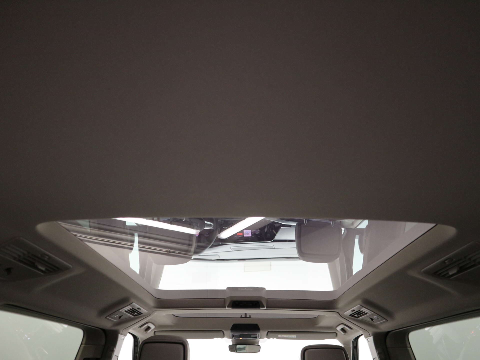 VOLKSWAGEN NUTZFAHRZEUGE T7 Multivan LÜ, photo 17 sur 17