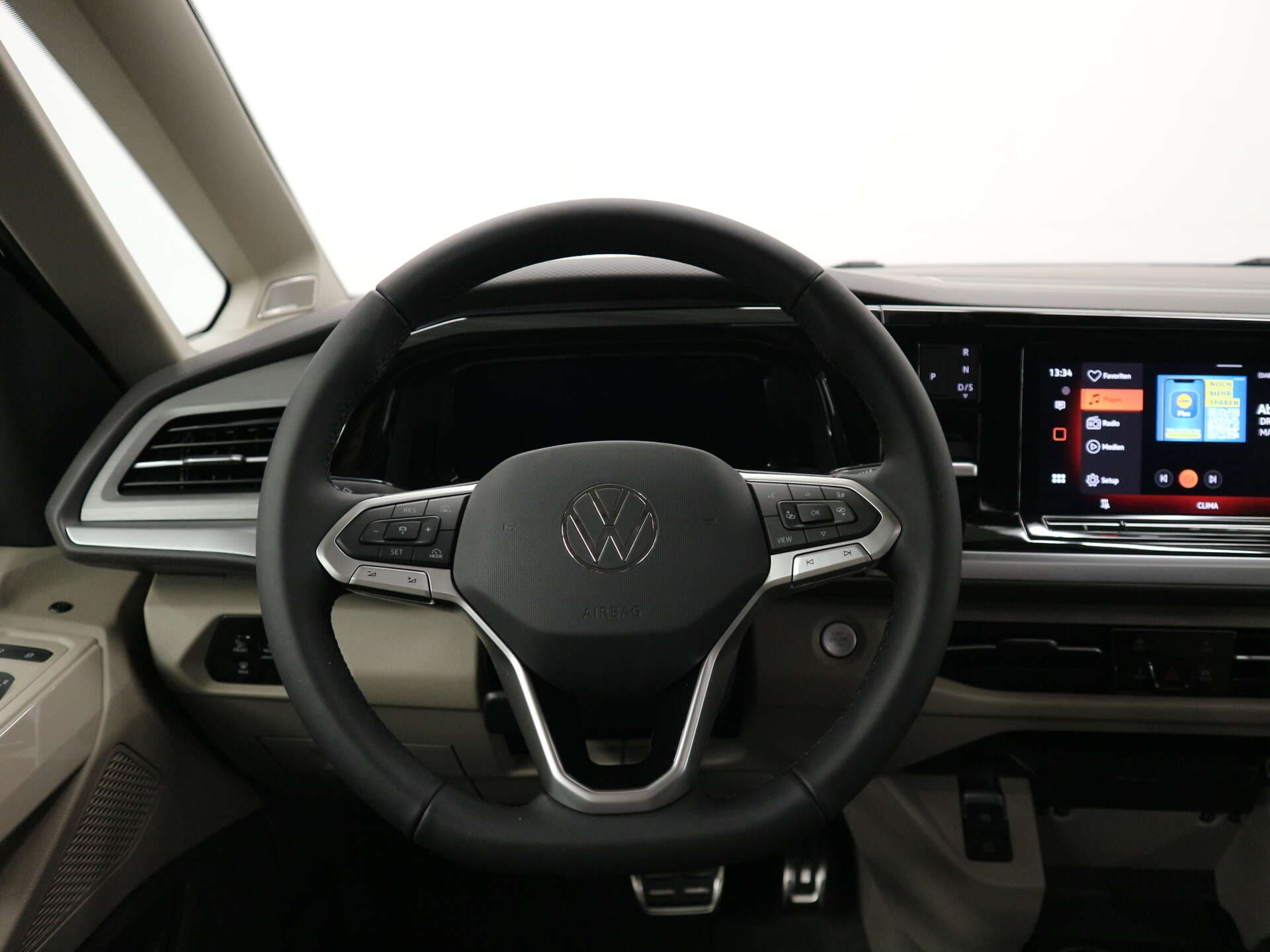 VOLKSWAGEN NUTZFAHRZEUGE T7 Multivan LÜ, photo 7 sur 17
