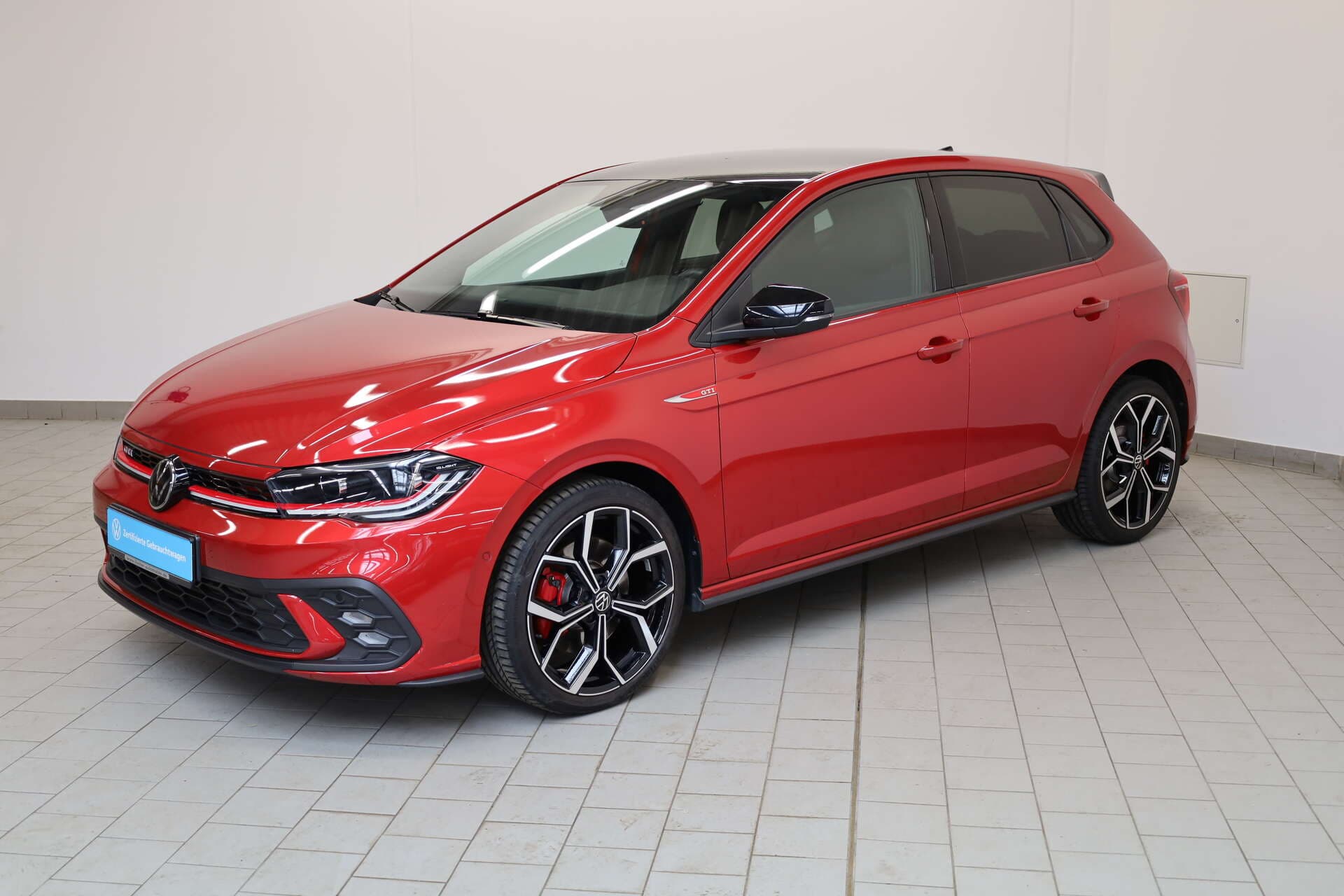 VOLKSWAGEN Polo, photo 1 sur 16