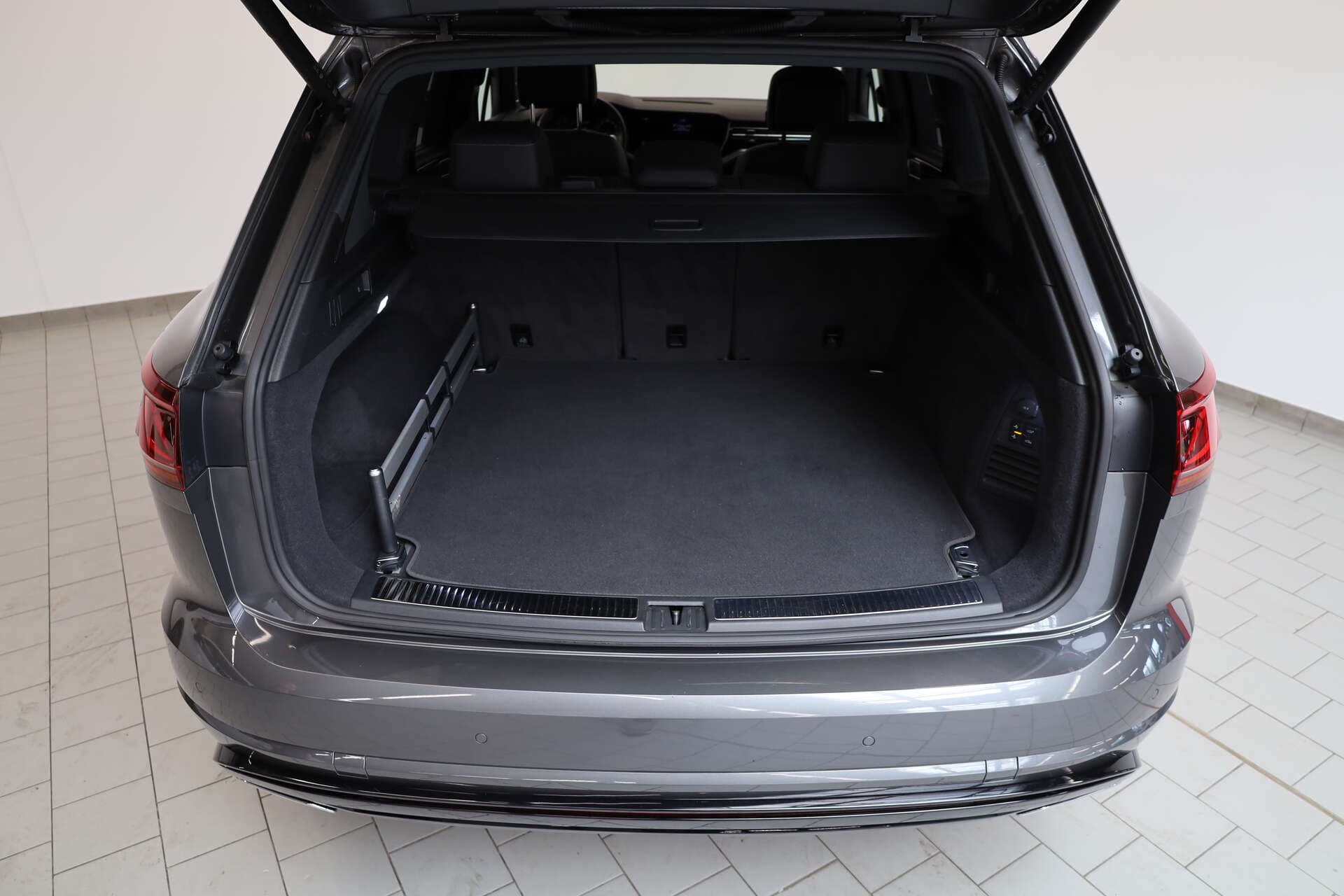 VOLKSWAGEN Touareg, photo 15 sur 17