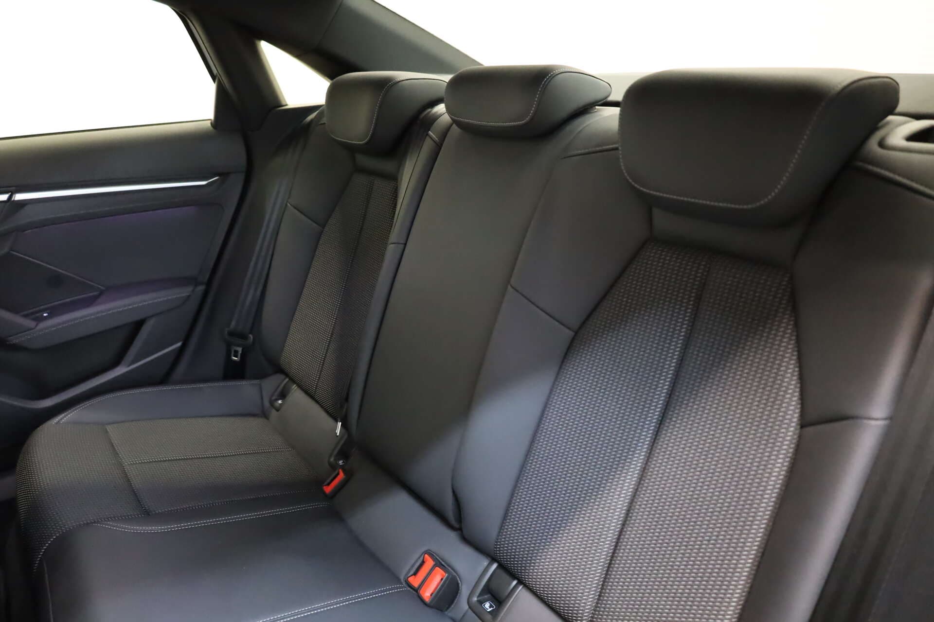 AUDI S3 Limousine, photo 10 sur 17
