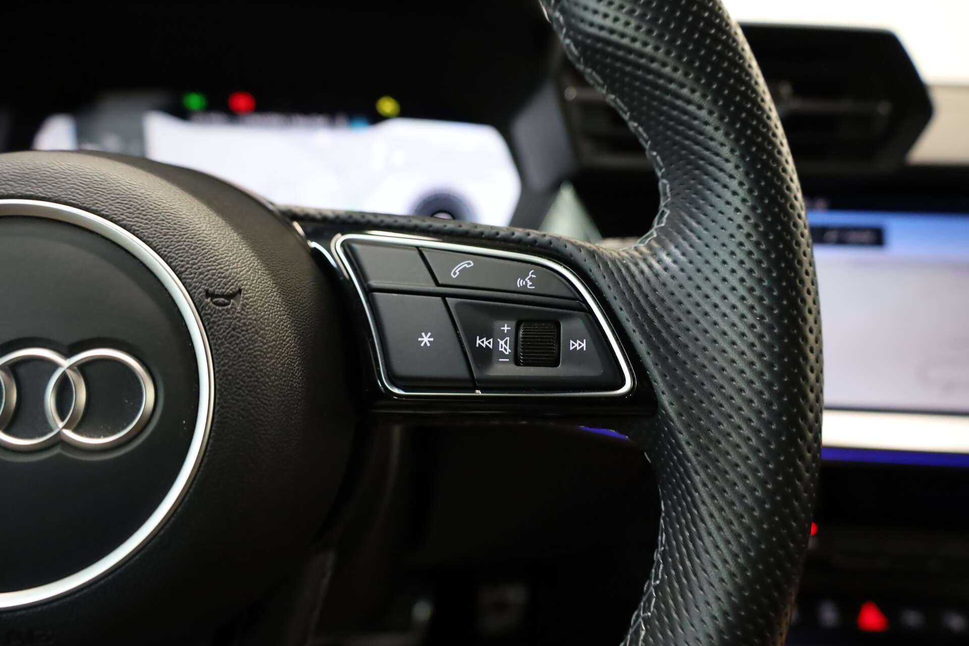 AUDI S3 Limousine, photo 15 sur 17