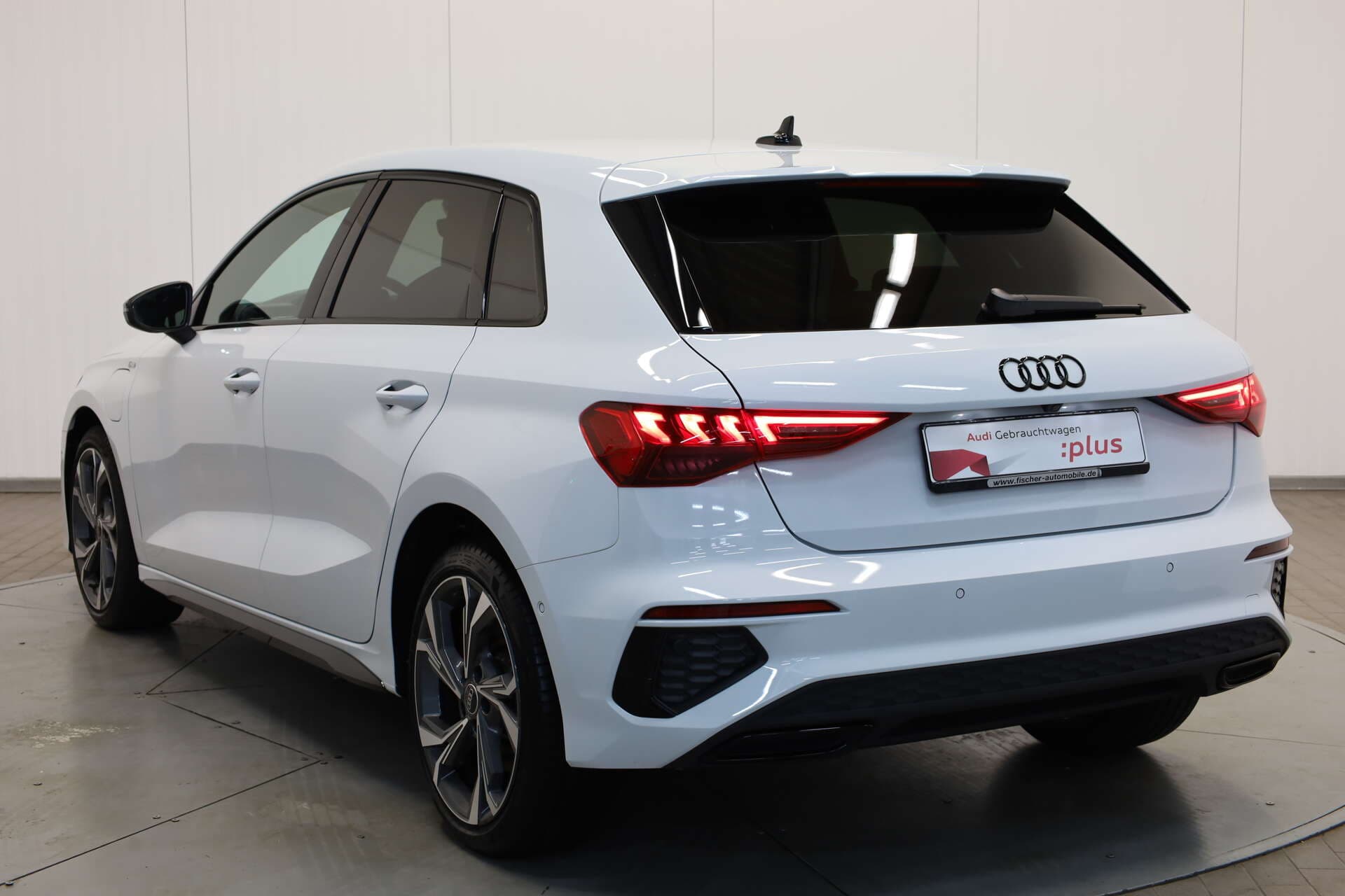 AUDI A3 Sportback, photo 3 sur 17